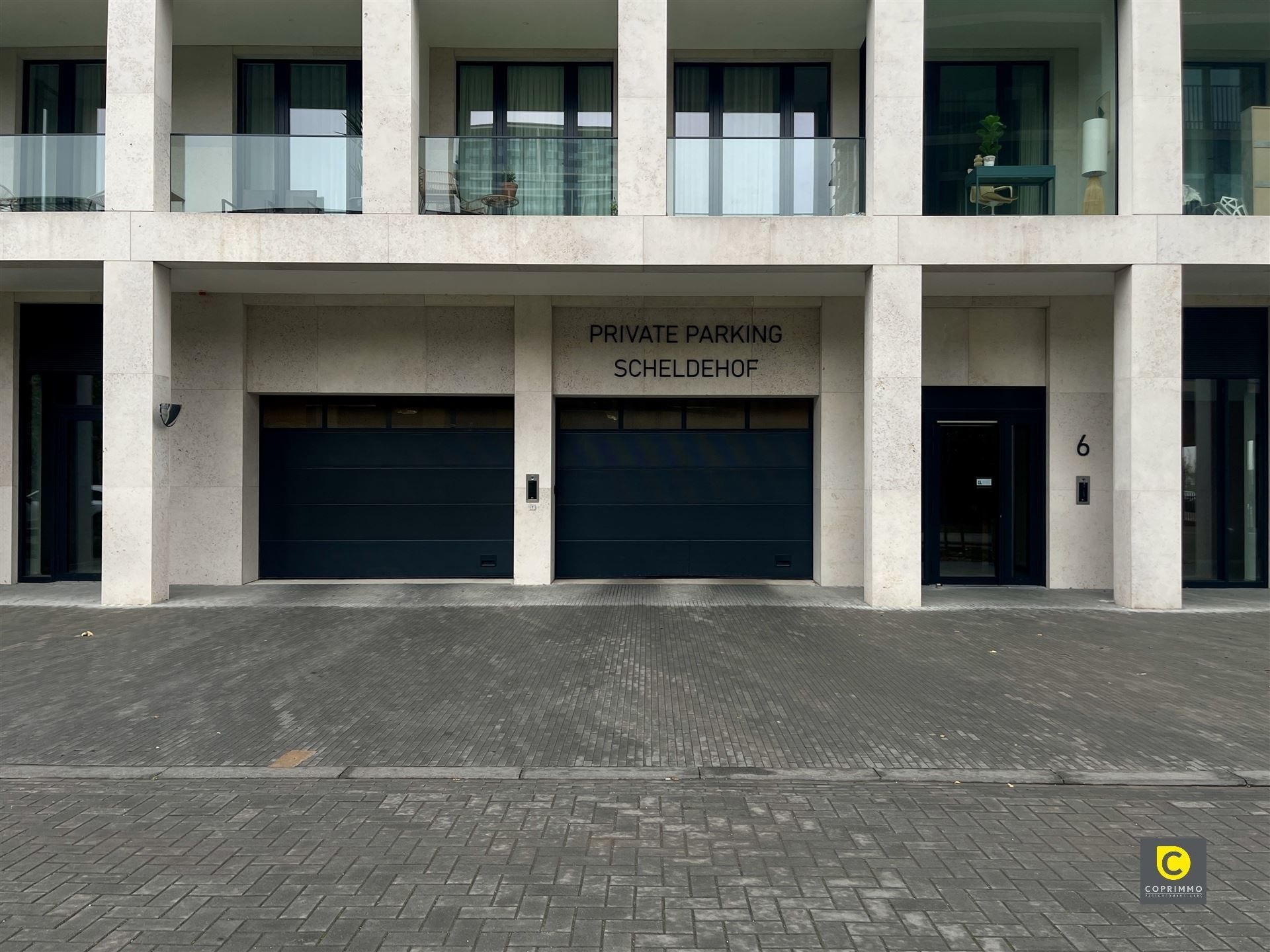 Ondergrondse autostaanplaats foto 3