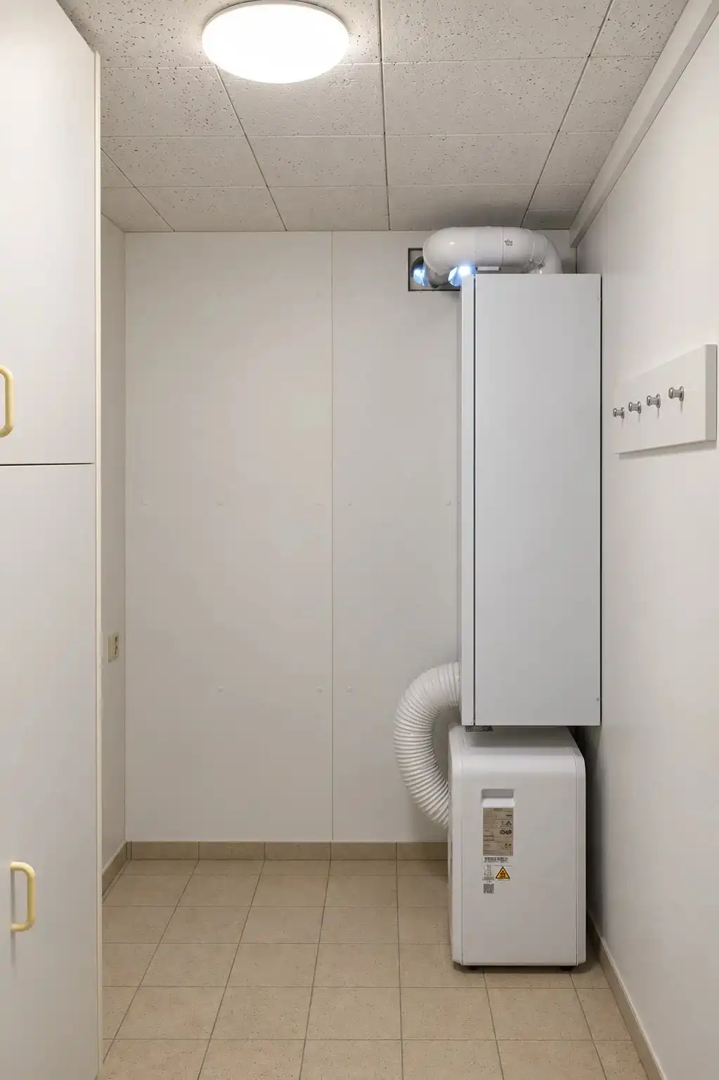 VERRASSEND RUIM EN RUSTIG GELEGEN APPARTEMENT VAN 126 M² NABIJ CENTRUM BILZEN foto 10