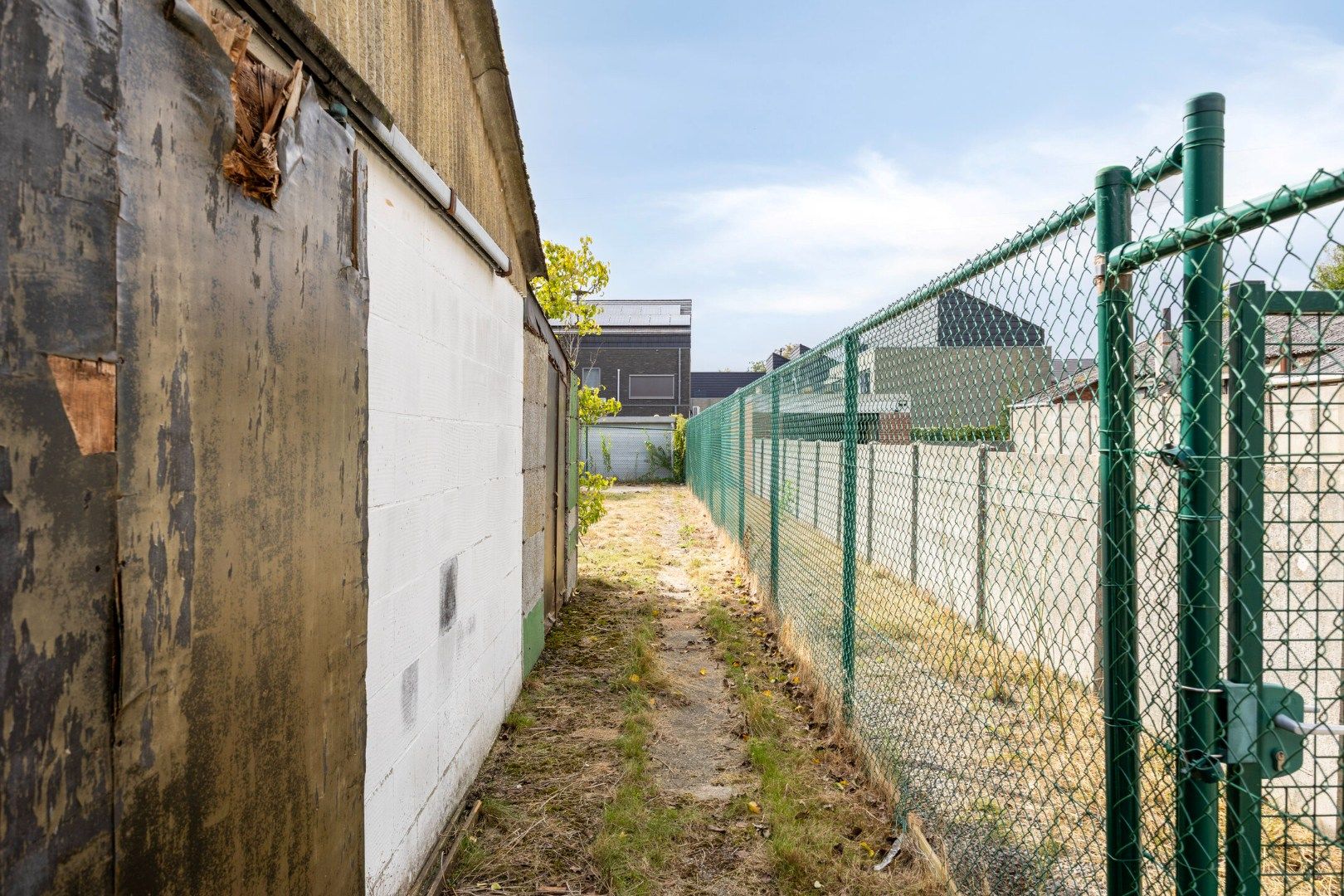 Te renoveren woning met 3/4 slpks in Mol - Ezaart  foto 18