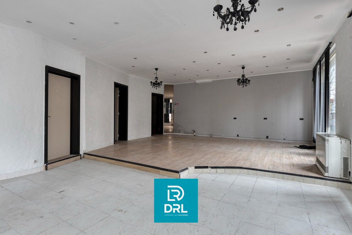 HANDELSHUIS met 2 APPARTEMENTEN te OOSTENDE foto 3