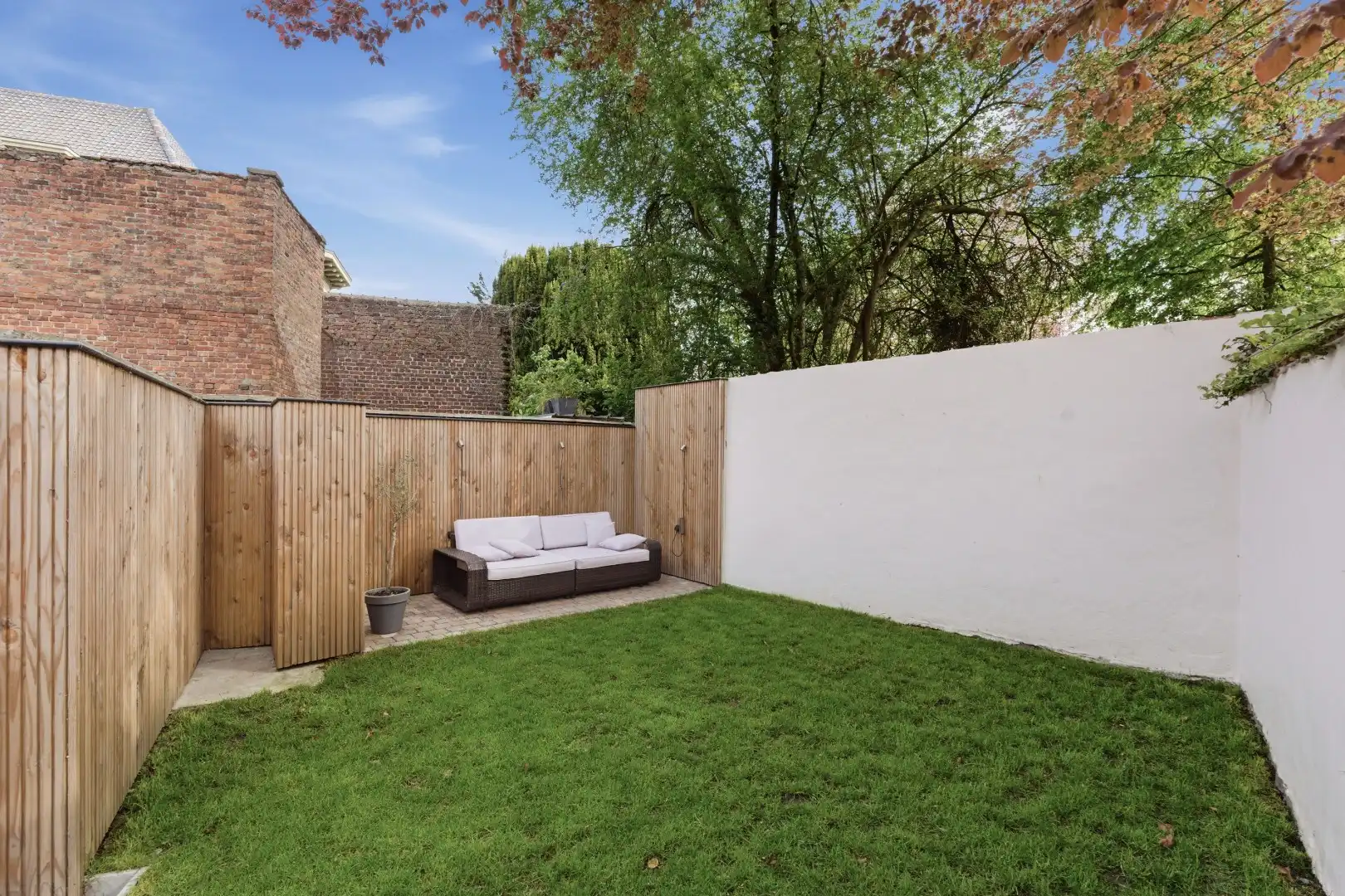 Exclusief gerenoveerde herenwoning met 4 slaapkamers, 2 badkamers en een adembenemende stadstuin. foto 19