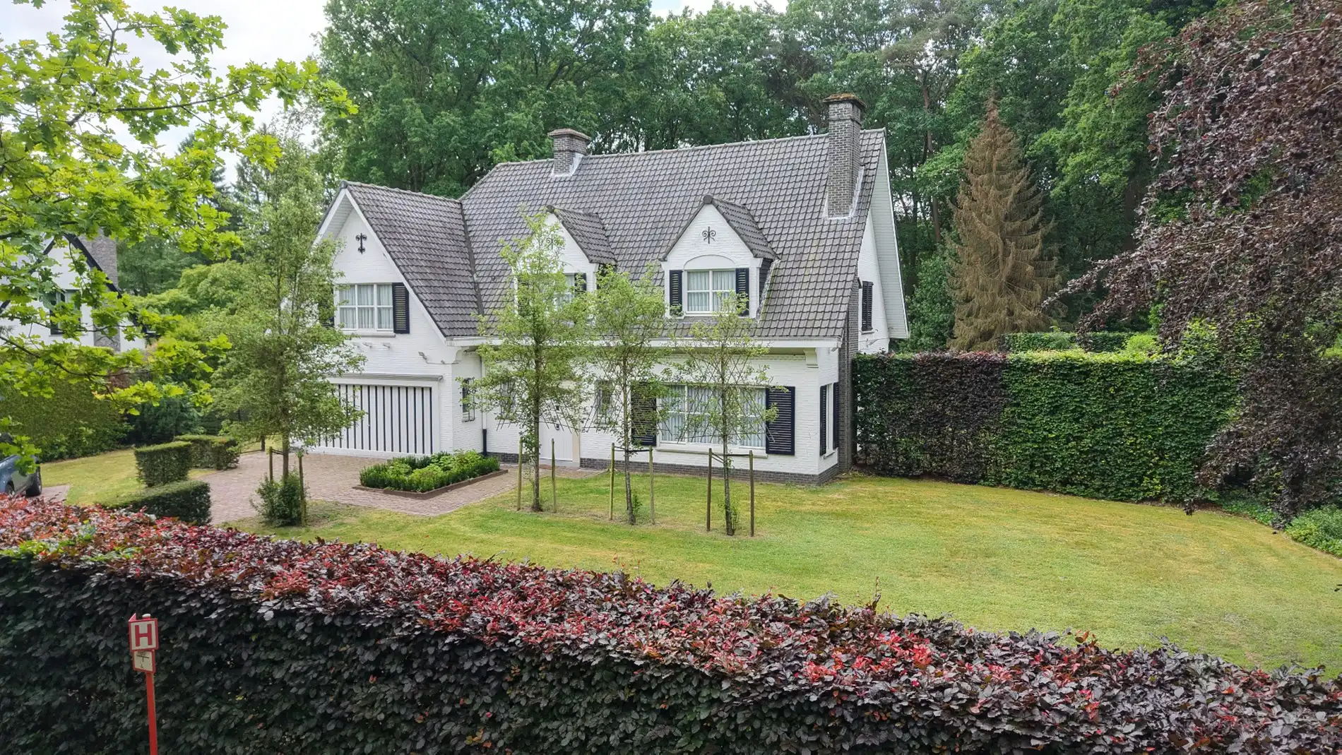 Klassieke villa op een perceel van 3.890 m² met een straatbreedte van 40 meter en Zuid-Oriëntatie te Schilde  foto 23