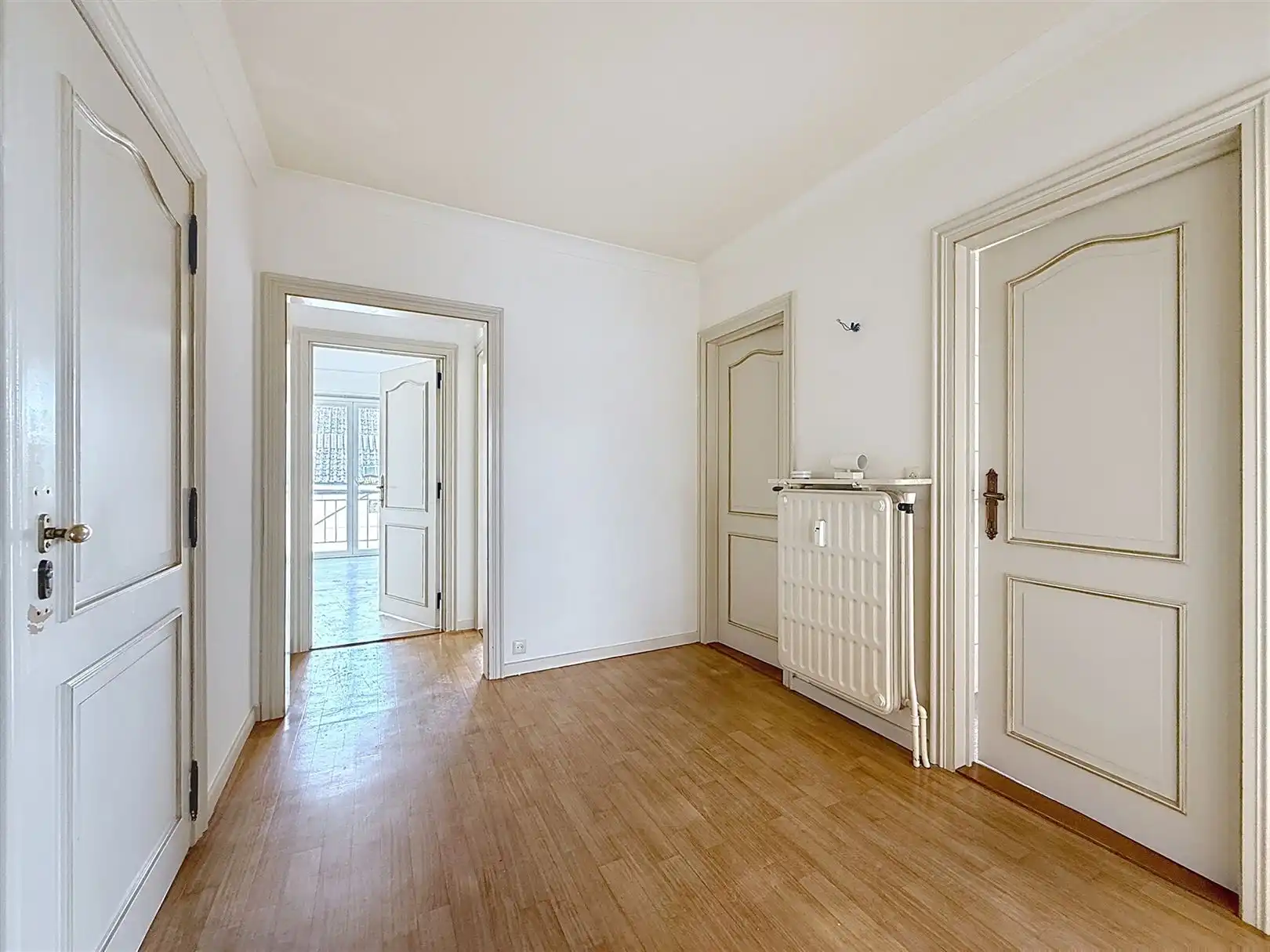 Ruim App 2de V, 2 slpks, terras en kelder foto 11