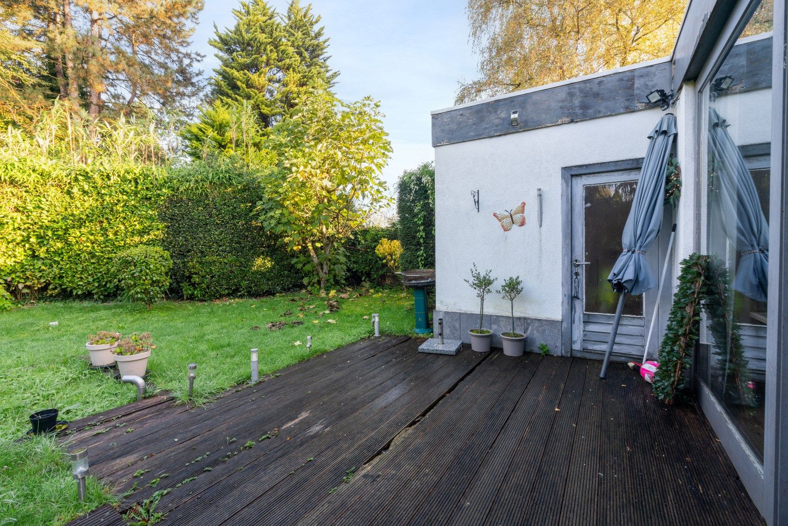 Te renoveren woning met drie slaapkamers in groene omgeving foto 15