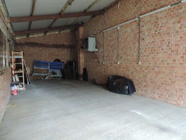 Garages/opslagplaats foto 2