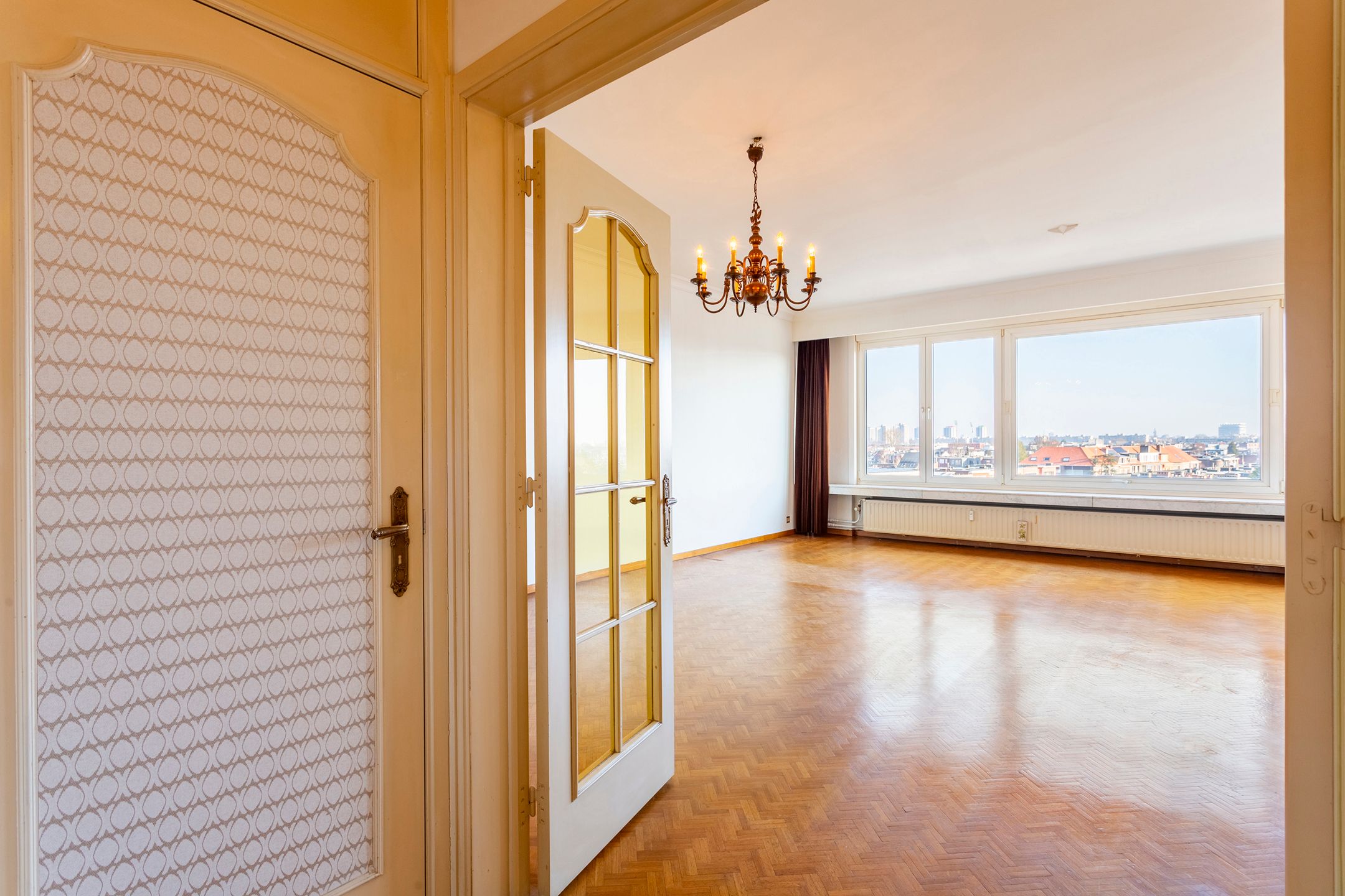 licht 2-slpk-app. ca 97 m² in Wilrijk foto {{pictureIndex}}