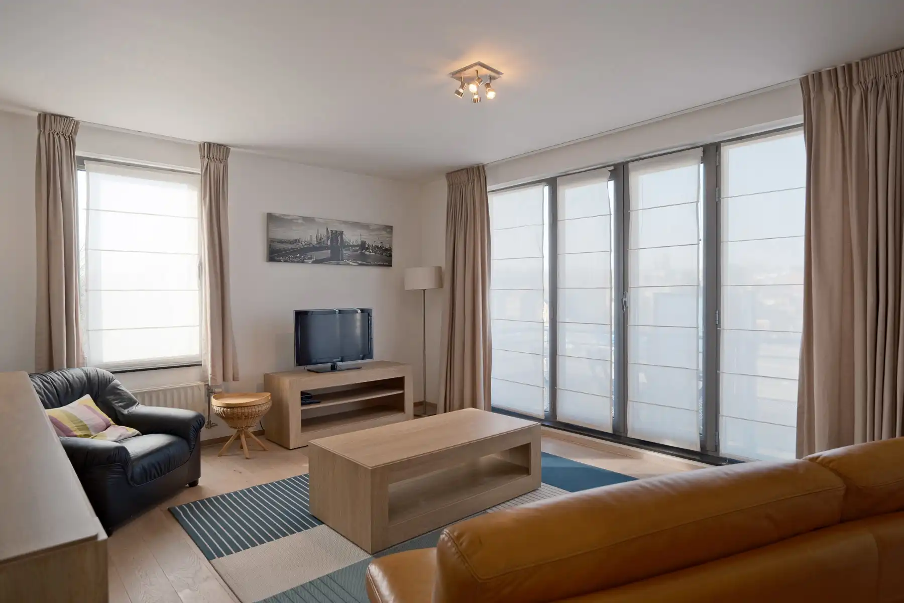 Appartement te koop foto {{pictureIndex}}