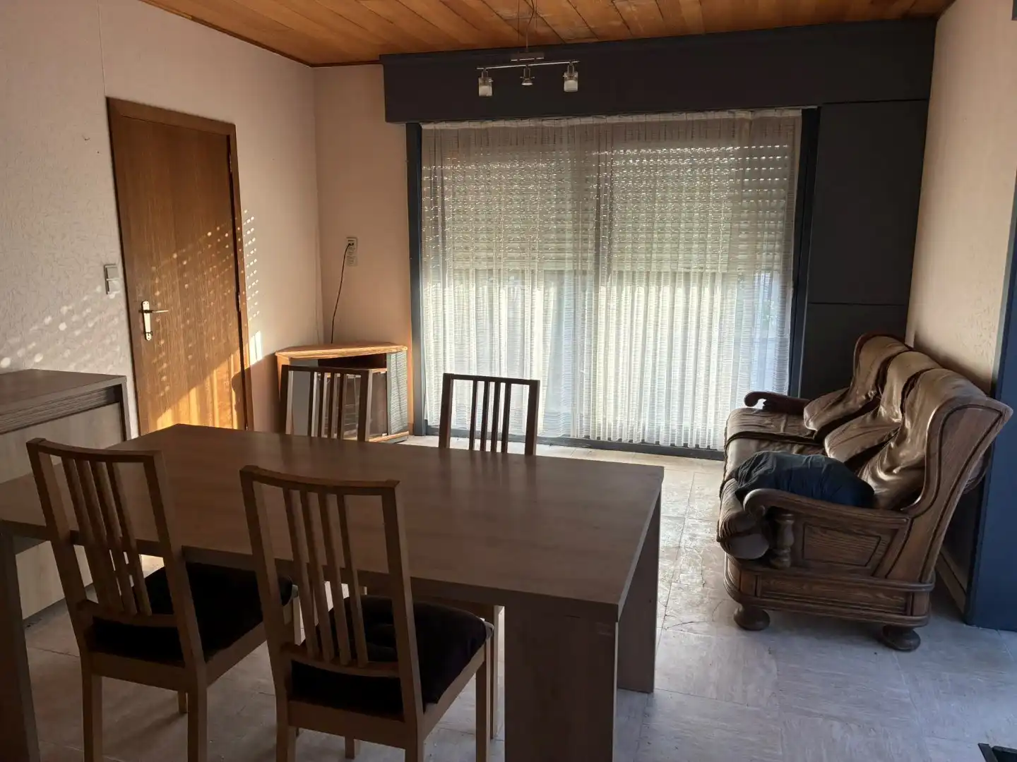 Woning met 2 slaapkamers en ruime veranda in de vijfwegen! foto 3