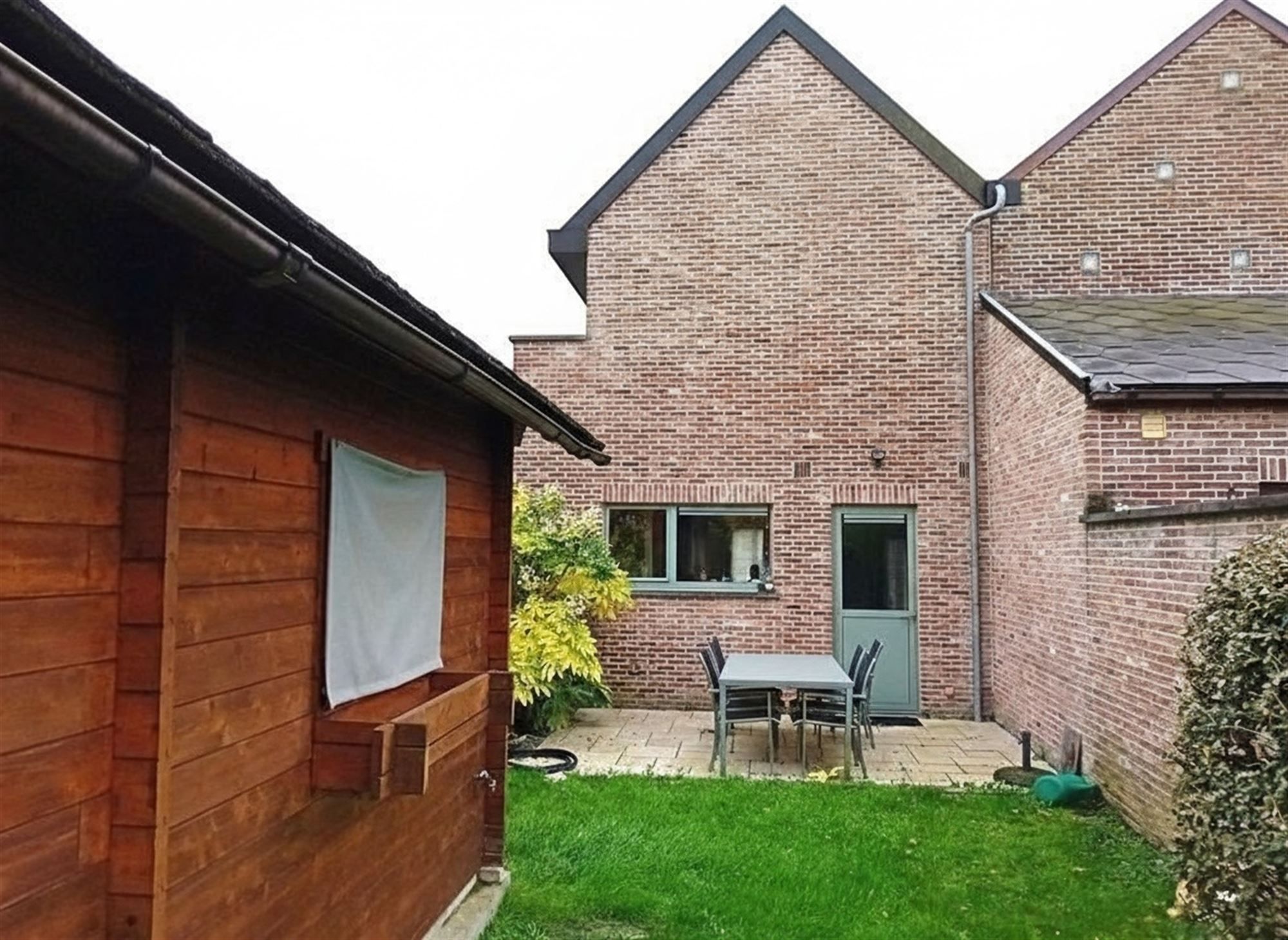 Rustig gelegen woning met 3 slaapkamers, garage en aangename tuin foto 13