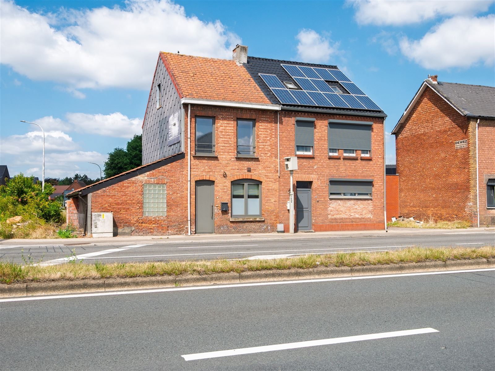 Huis foto {{pictureIndex}}