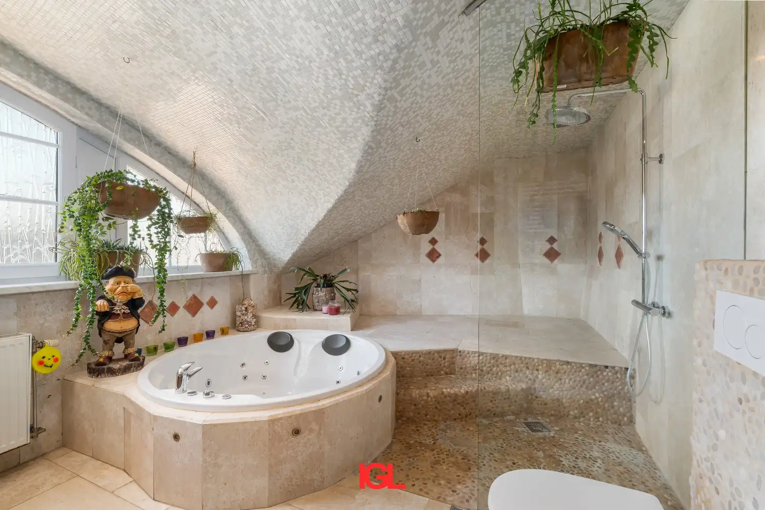 Villa met groot terrein (24a29ca), serres, vijver en overdekt zwembad foto 14
