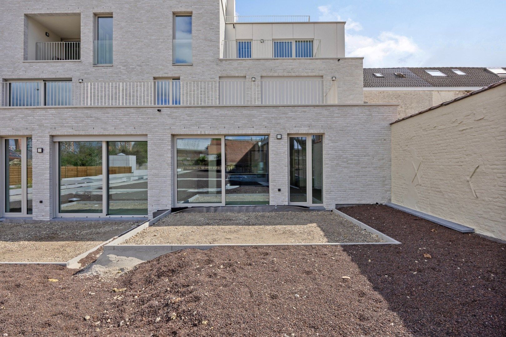 Luxueus gelijkvloers 3-slaapkamerappartement met tuin en terras! 6% BTW mogelijk  foto 28