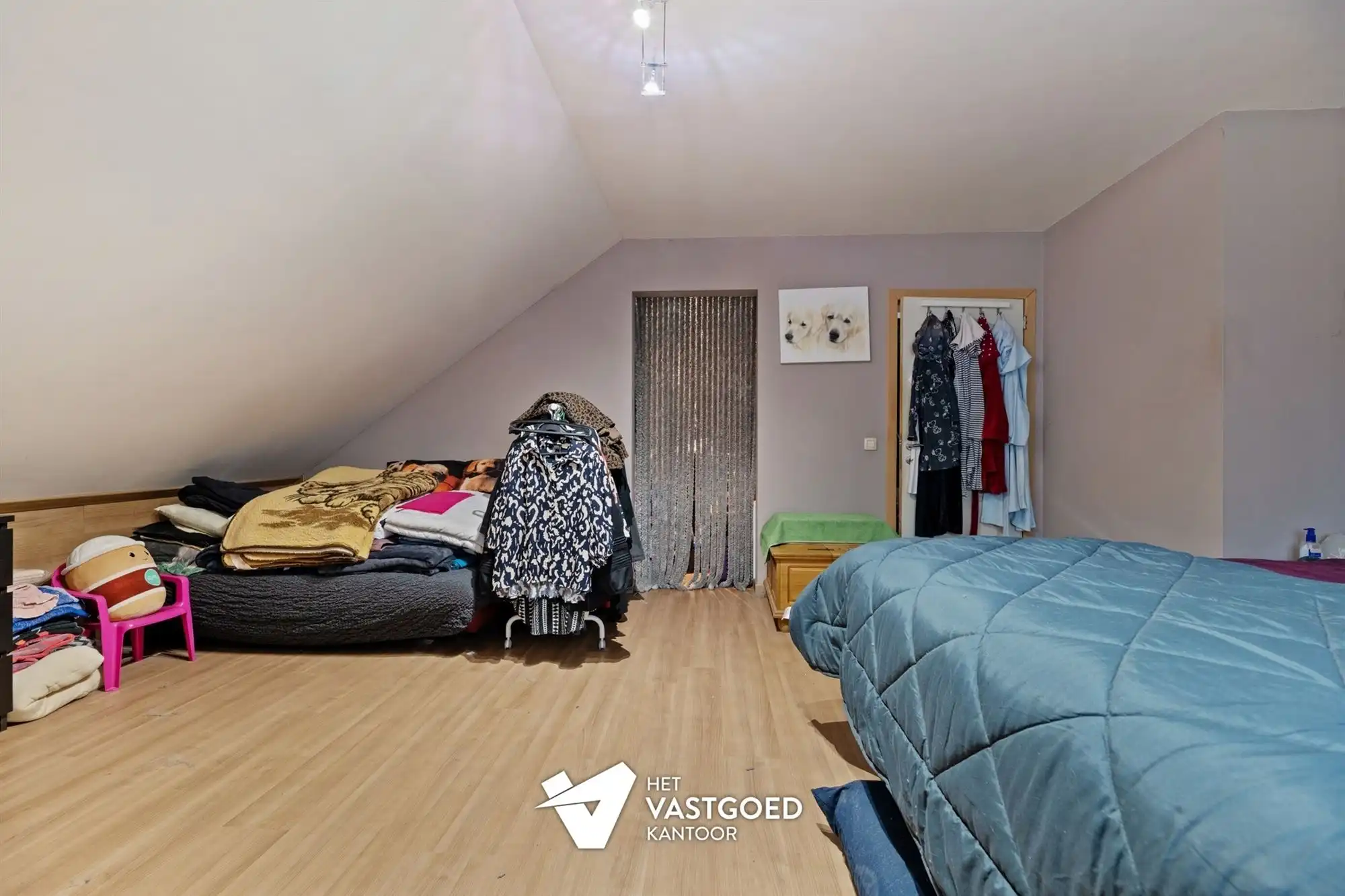 RUIME WONING MET 3 SLAAPKAMERS UITERST RUSTIG GELEGEN OP EEN PERCEEL VAN 10 ARE TE PAAL foto 16