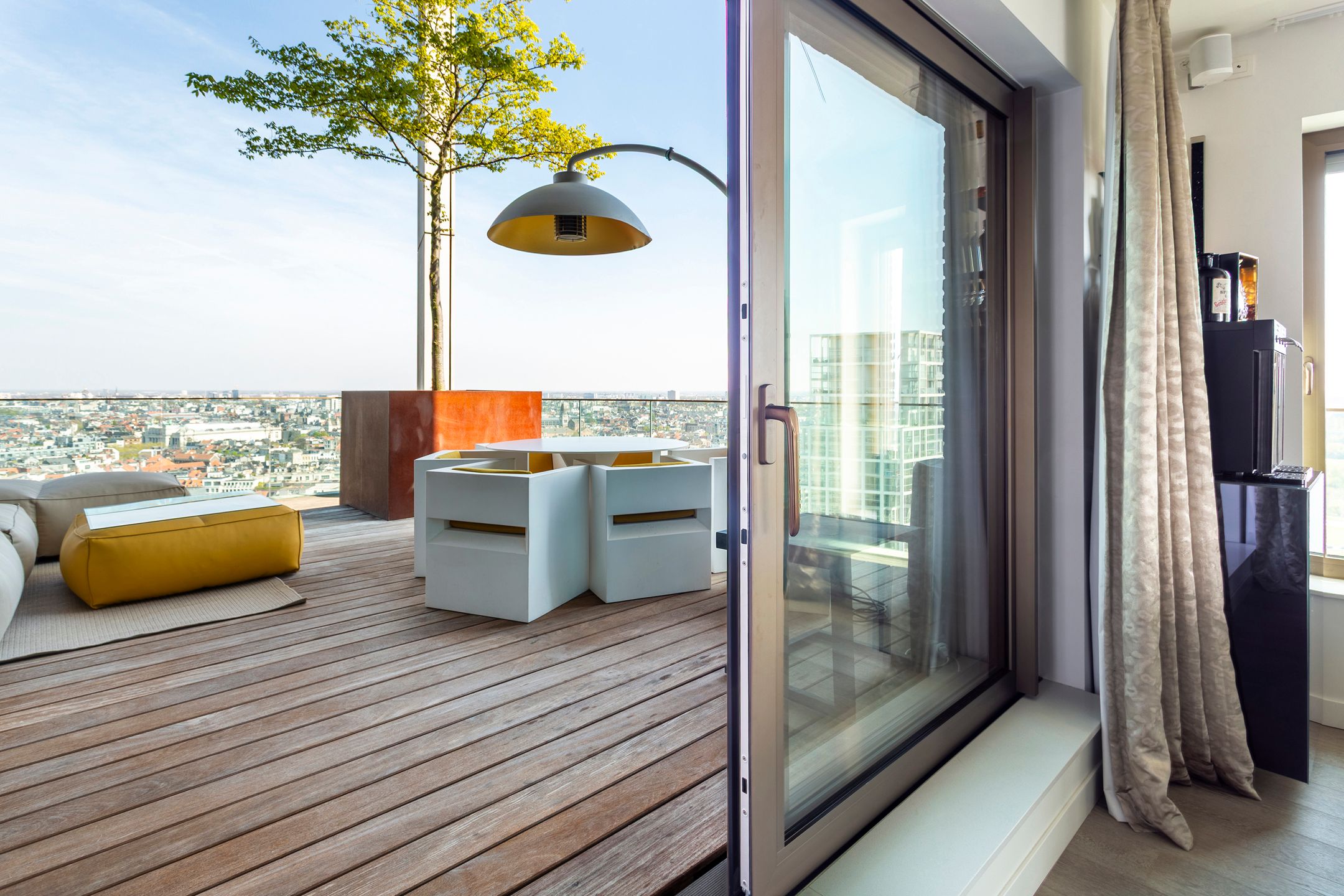 luxeappartement met spectaculaire zichten op 20e verdieping foto 10