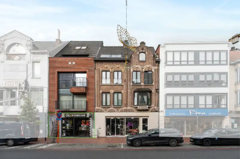 Centraal gelegen handelsruimte te koop foto 5