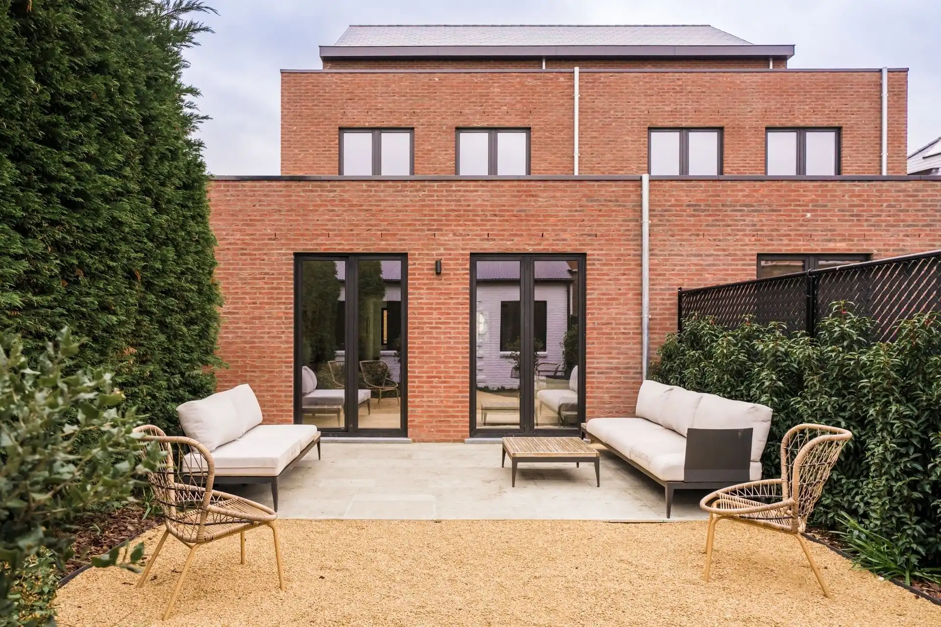 VERBORGEN PAREL MET KARAKTER,RUIMTE EN 4 SLPKS. (NIEUWBOUW) foto 3