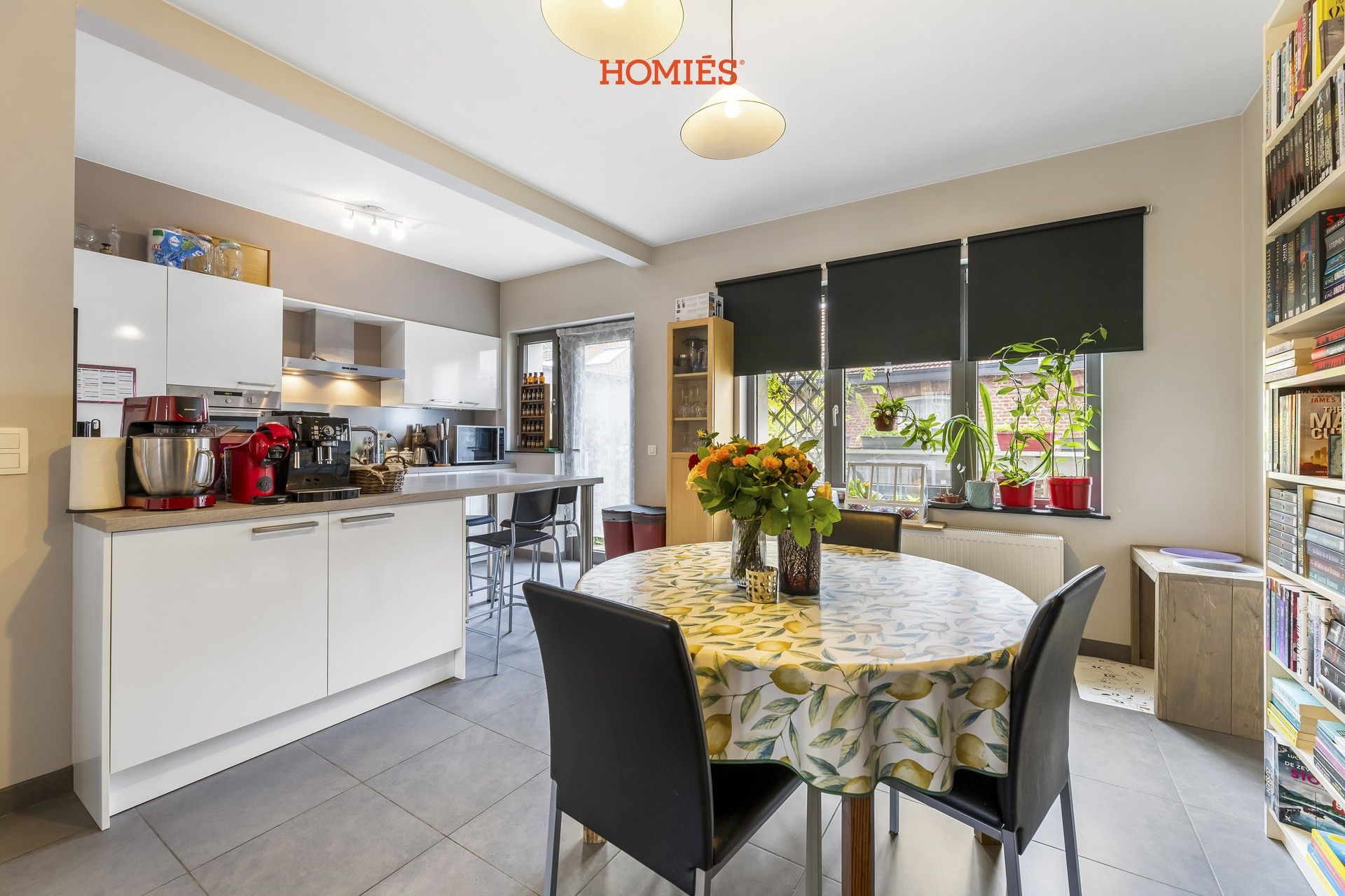 Uiterst gunstig gelegen woning foto 3