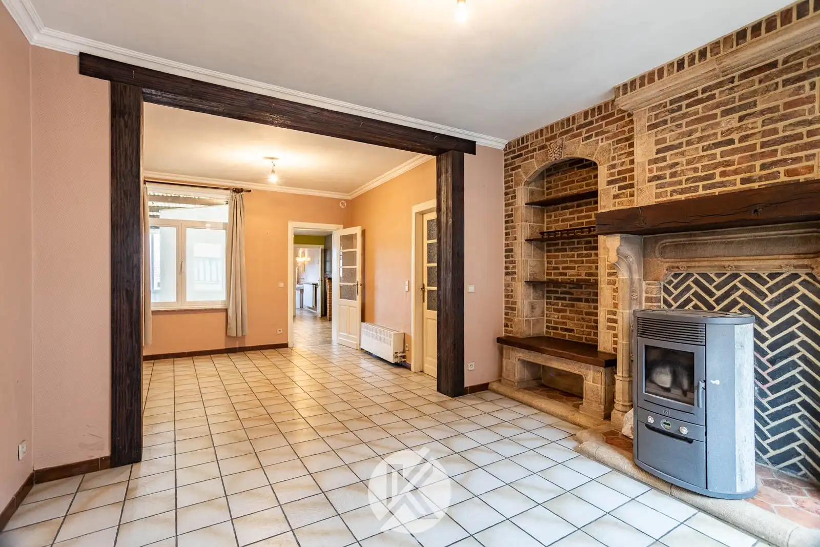 Op te knappen woning nabij centrum Herzele foto 4