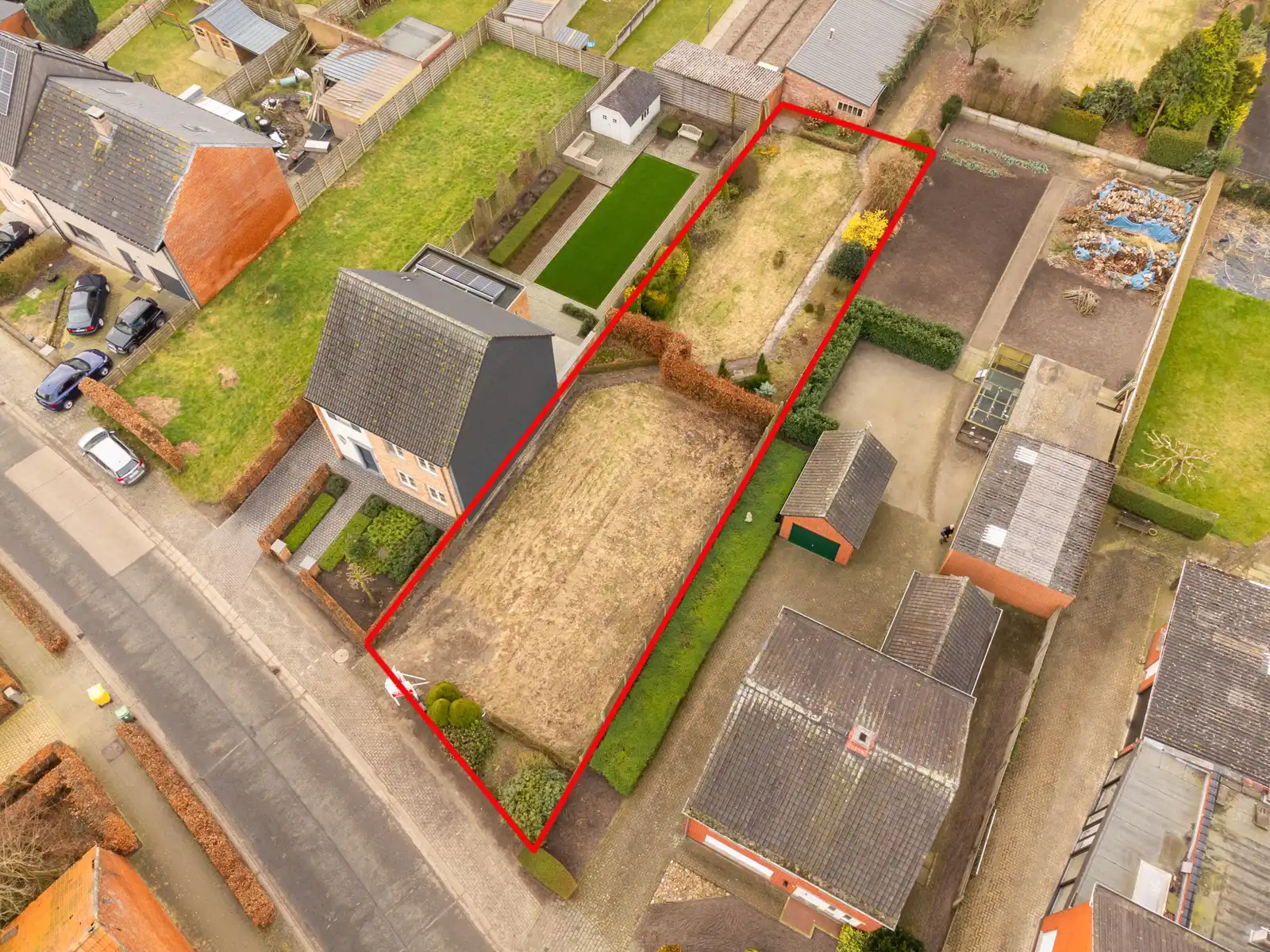 Bouwgrond voor halfopen bebouwing te koop 554m2 Wortel foto 3