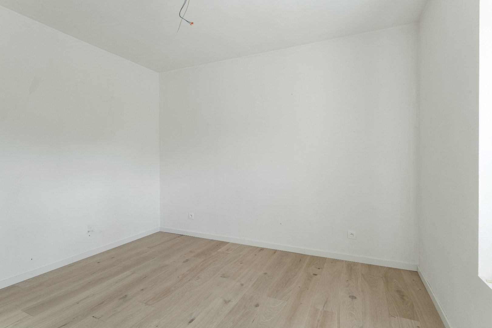 Hoogwaardig, volledig afgewerkte nieuwbouwwoning in authentieke hoeve op een perceel van 12a27ca!  foto 15