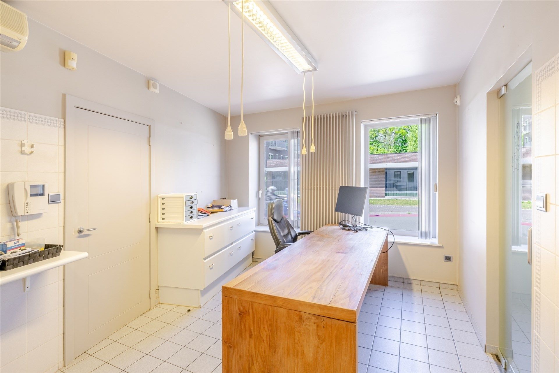 Bijzonder ruime woning met 3 slks en zwembad in Wetteren foto 18