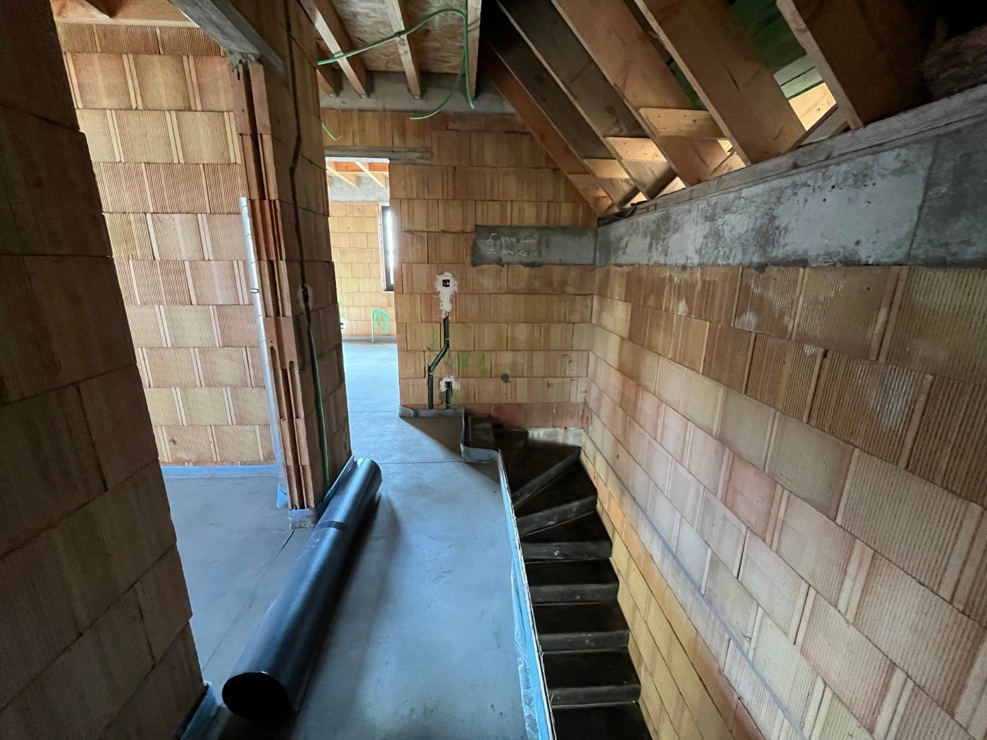 Landelijke nieuwbouwwoning in hartje Dikkelvenne foto 11