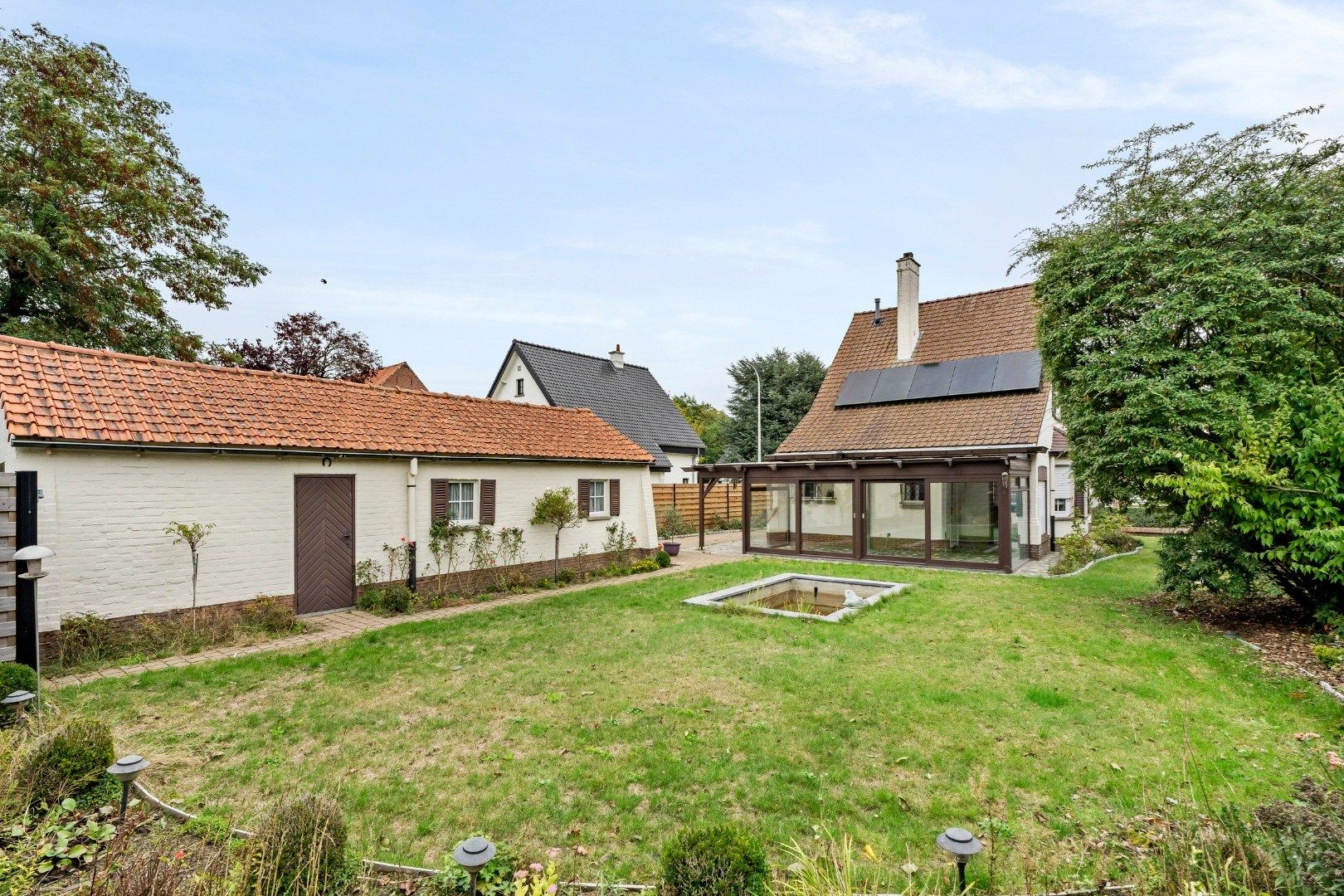 Charmante alleenstaande woning met 3 slaapkamers en garage te Menen foto 9