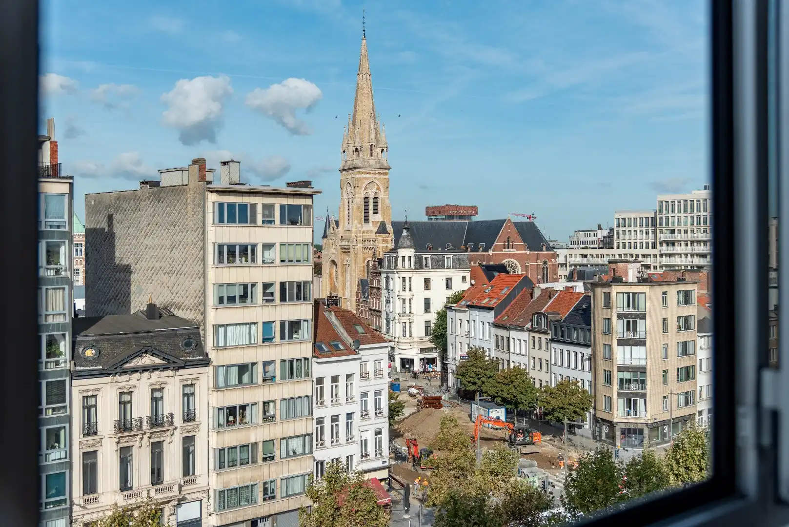 Riant appartement met 2 ruime slaapkamers foto 6