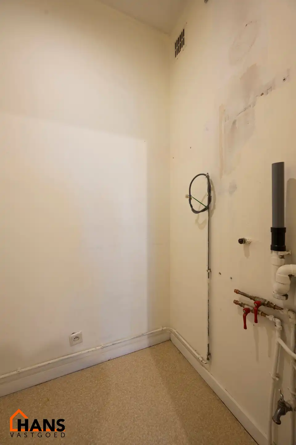 Ruim 2-slaapkamerappartement foto 6