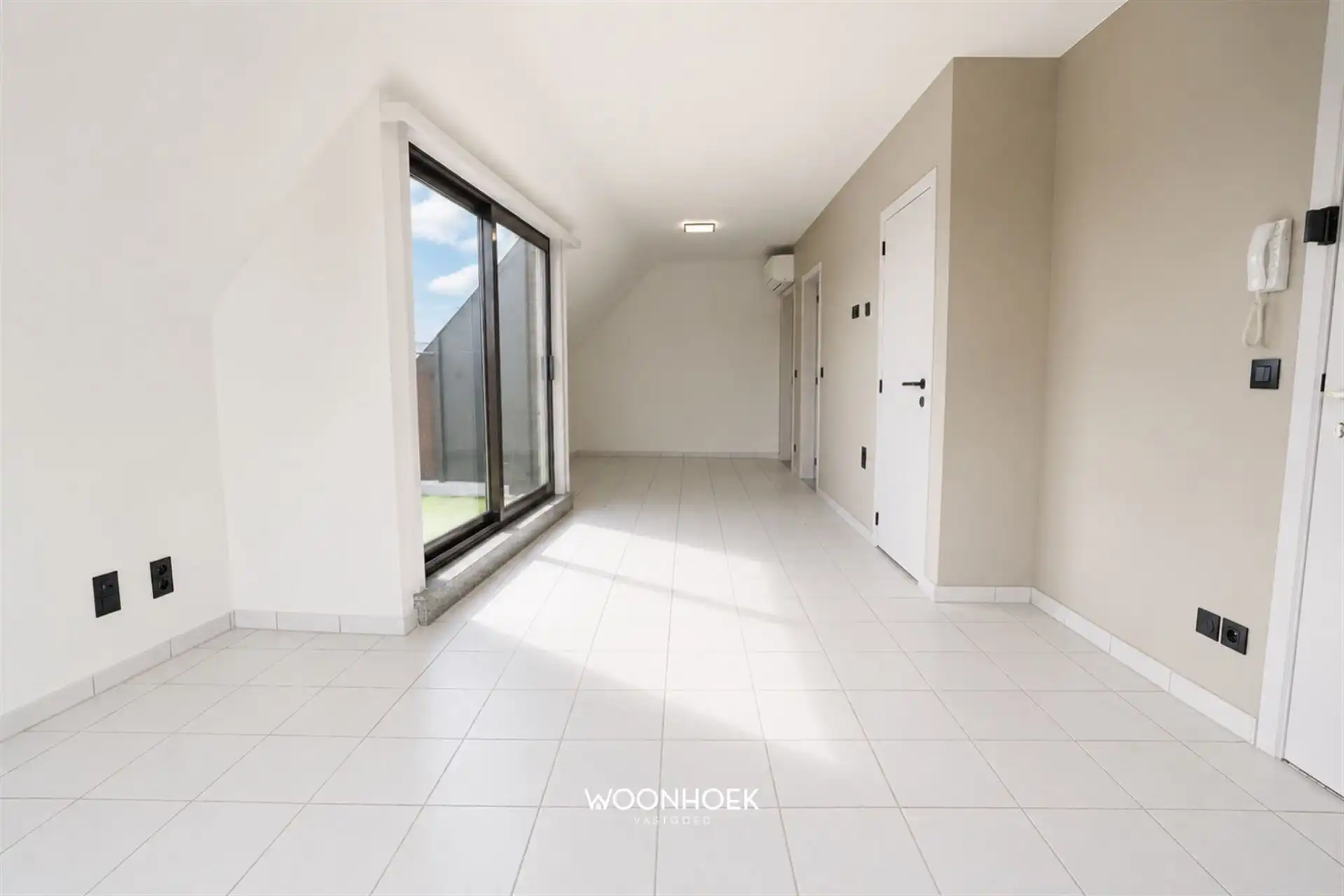 Modern 3-slpk appartement met 2 terrassen in centrum Temse foto 2