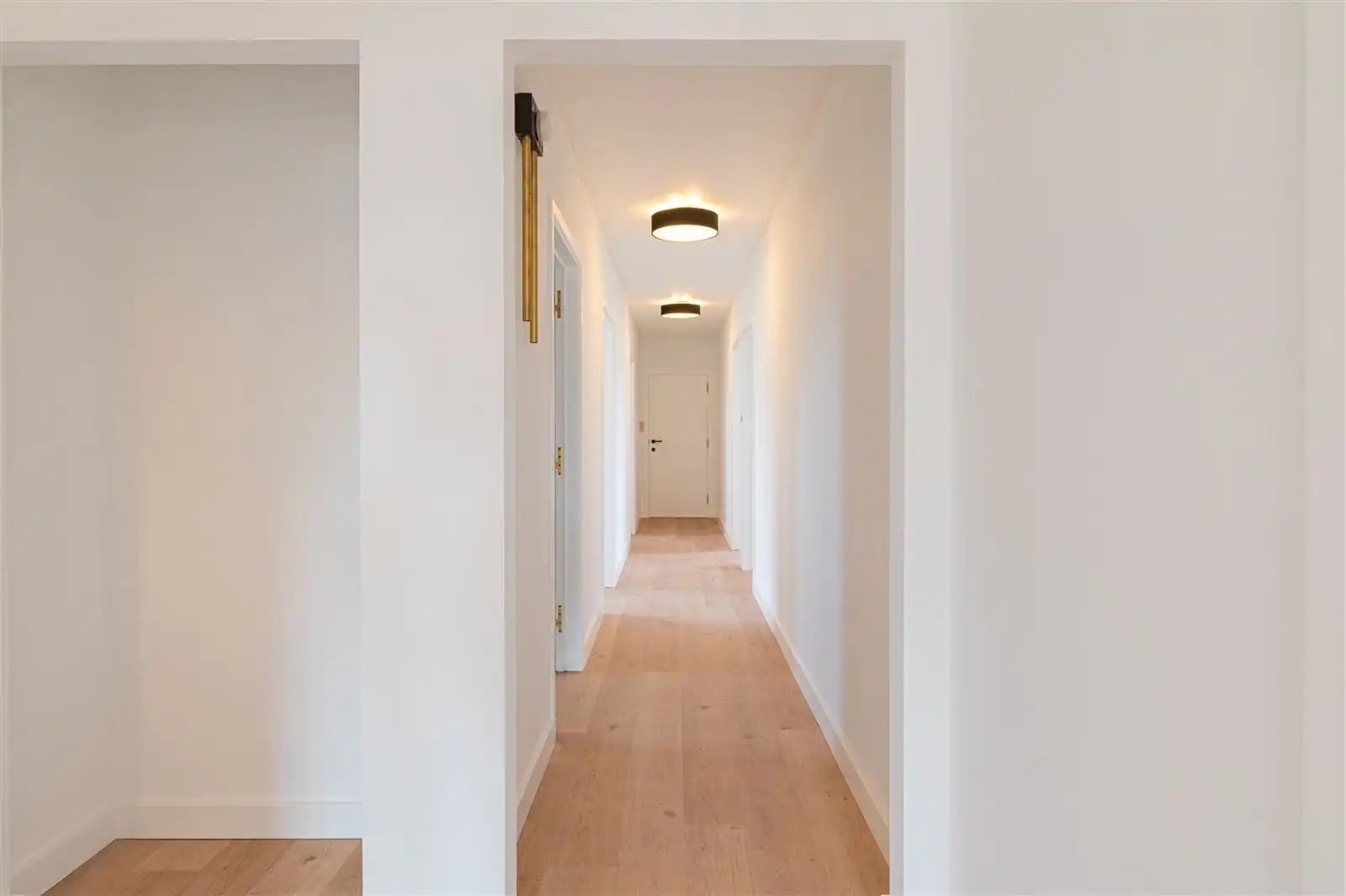 Landelijk gelegen 4-gevel villa - volledig vernieuwd foto 19