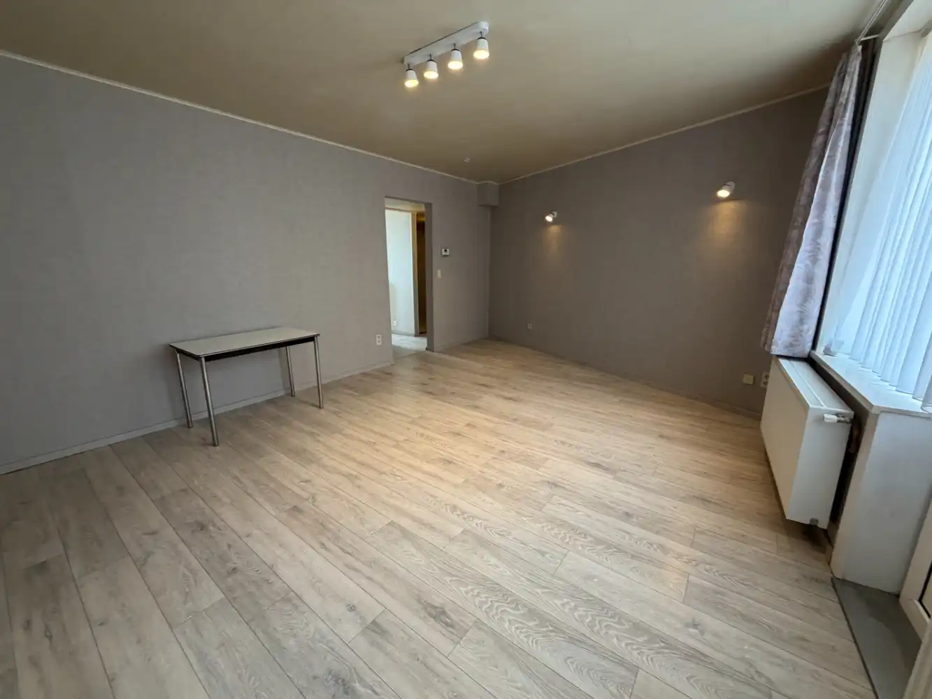 Eénslaapkamer appartement dichtbij het commercieel centrum van Blankenberge. Gelegen op het tweede verdiep in een gebouw zonder lift. foto 4