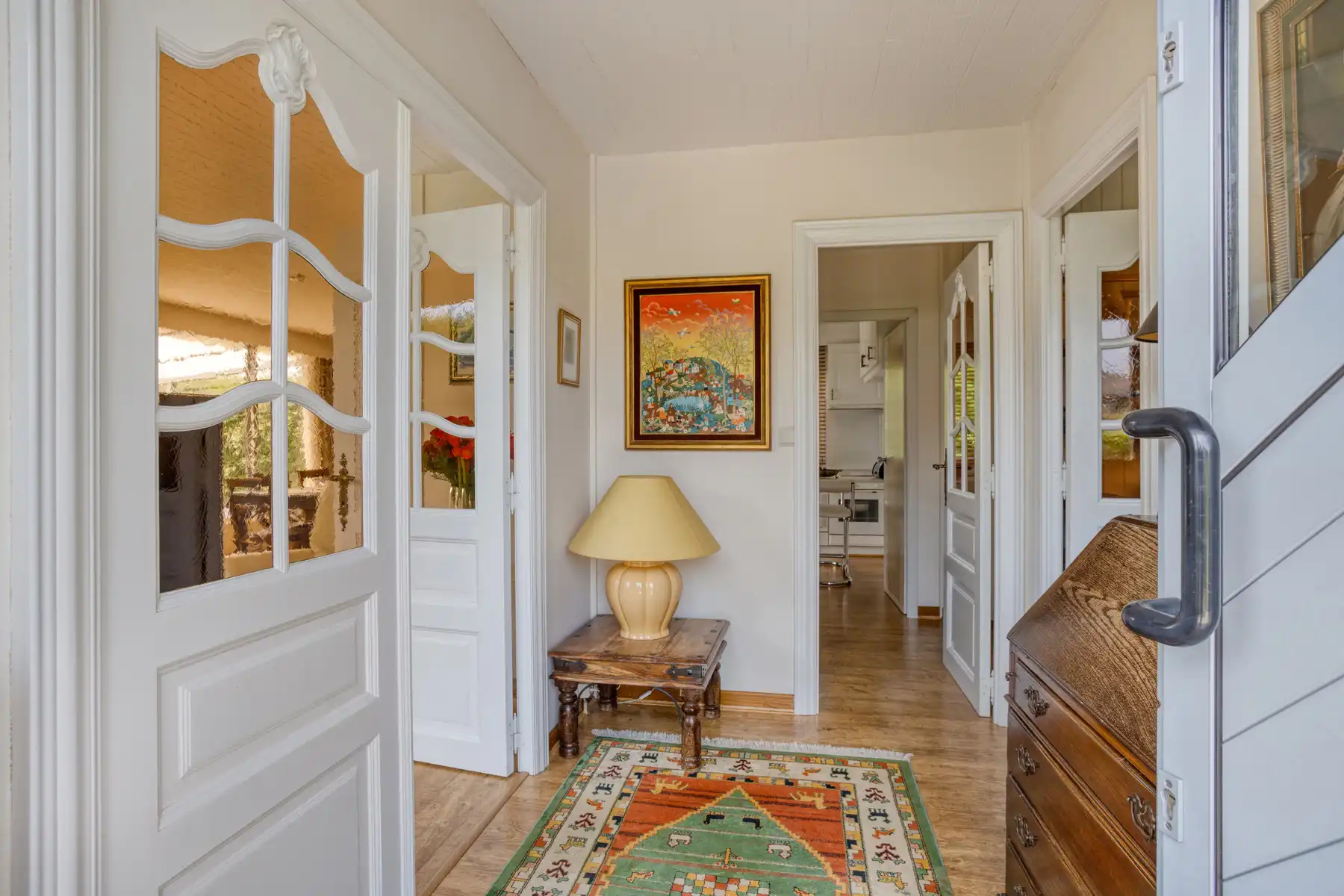 Rustig gelegen gelijkvloers-villa met 2slaapkamers en garage foto 4