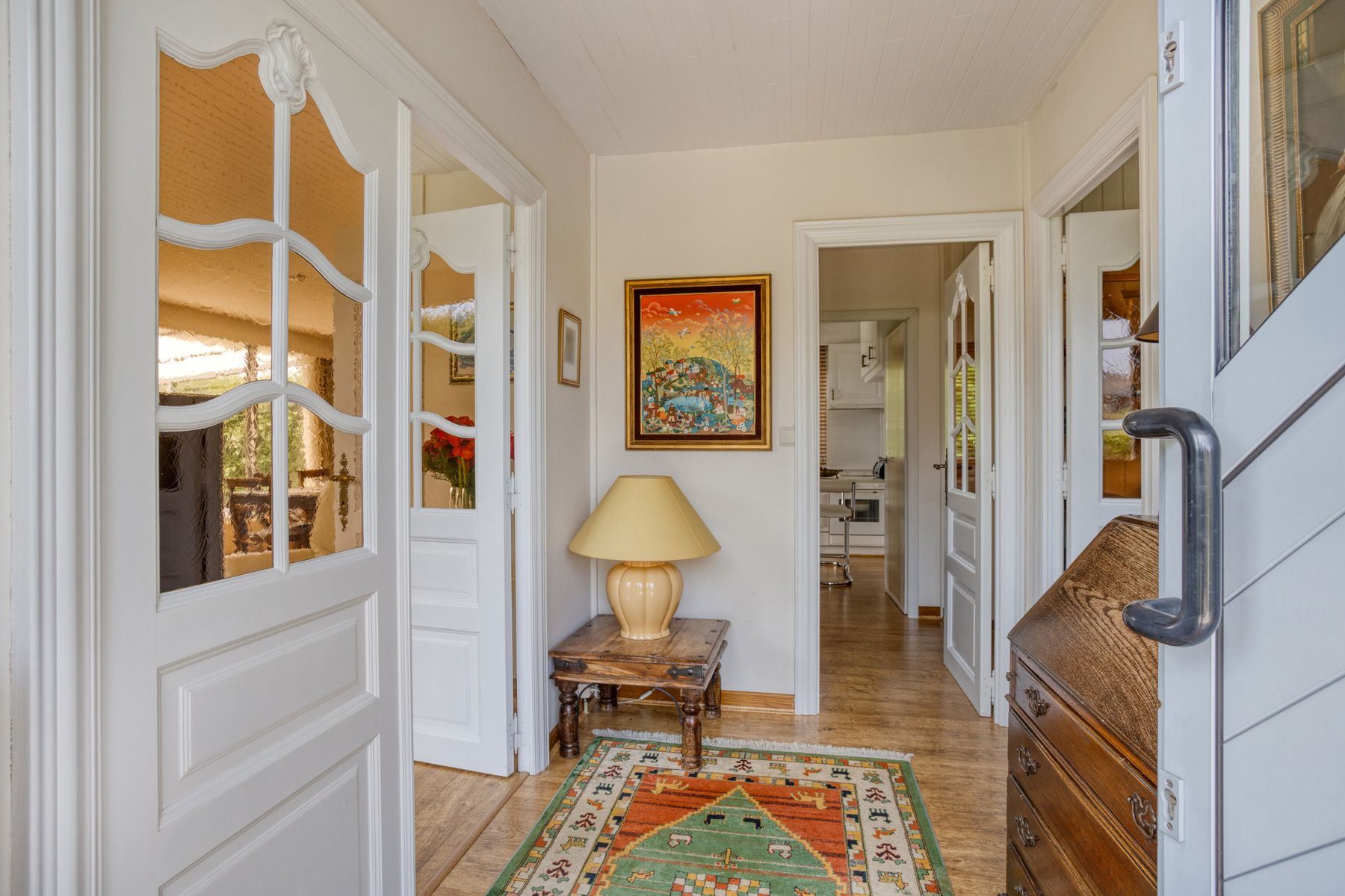 Rustig gelegen gelijkvloers-villa met 2slaapkamers en garage foto 4