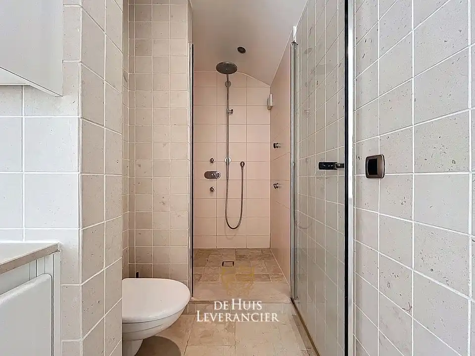 Exclusieve villa op uitzonderlijk perceel van 1 767 m², grenzend aan natuurgebied foto 49