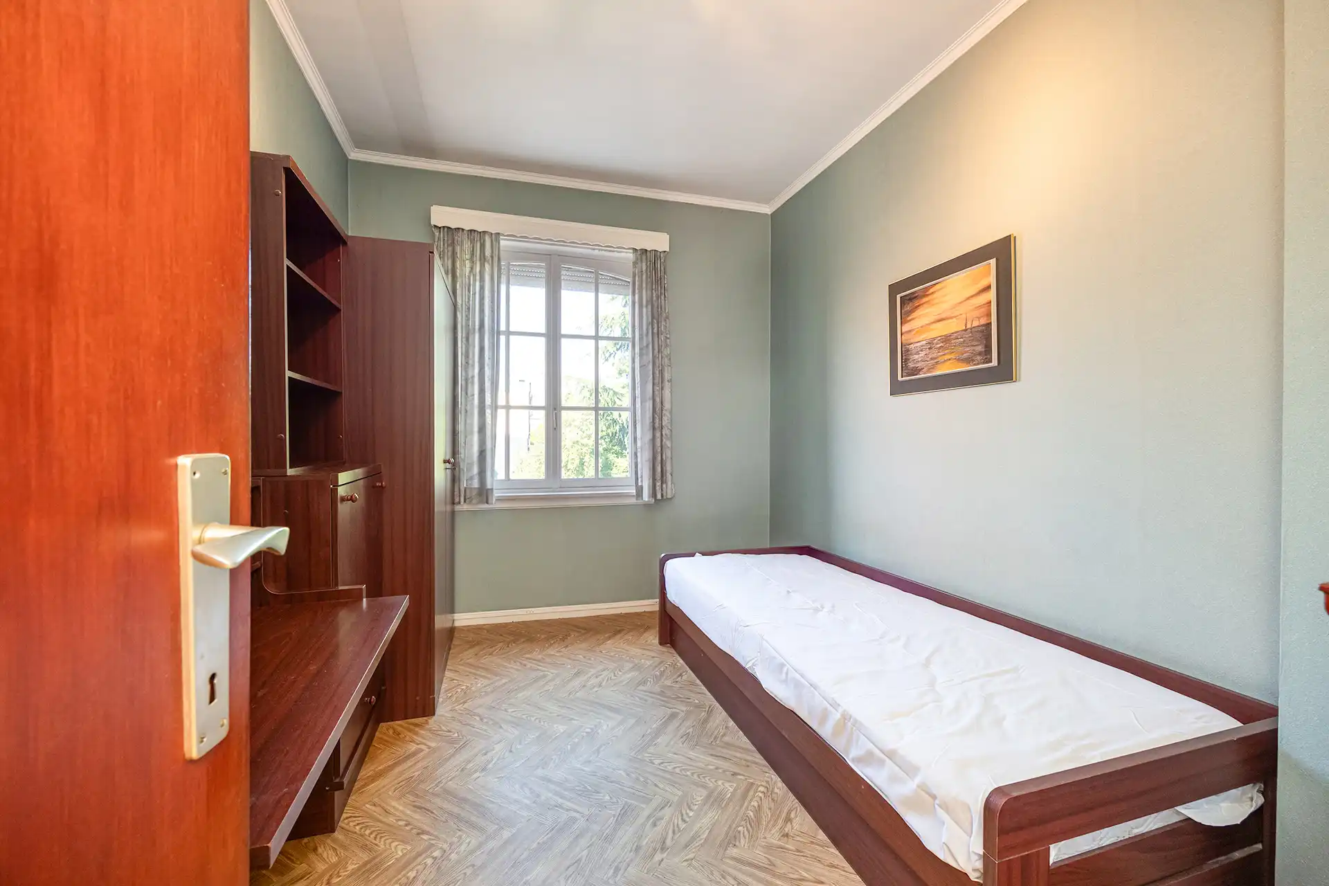 Karaktervolle bel-étage woning met garage en tuin foto 12