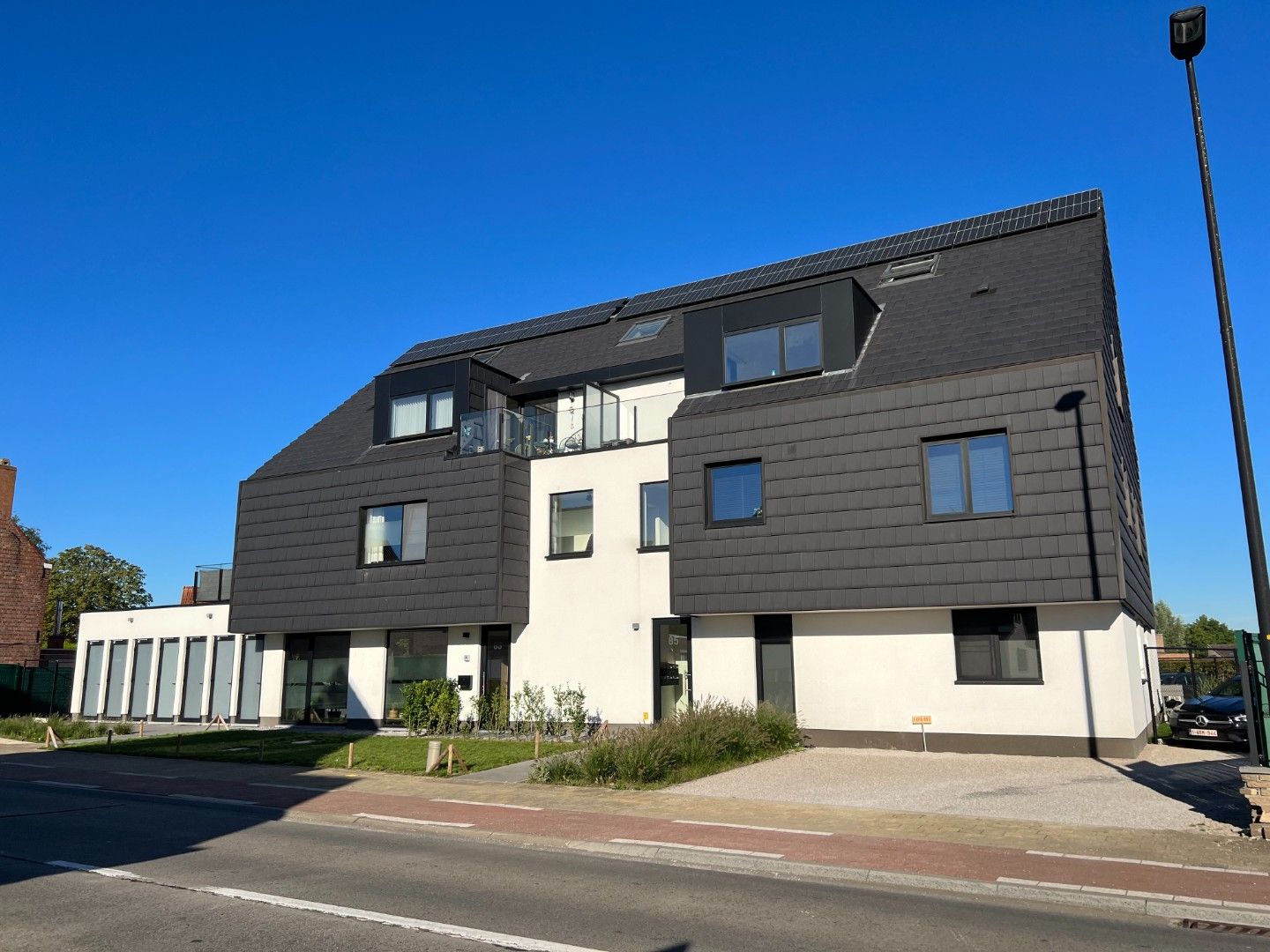 Recent appartement met 3 slaapkamers in Lovendegem (Lievegem) foto {{pictureIndex}}