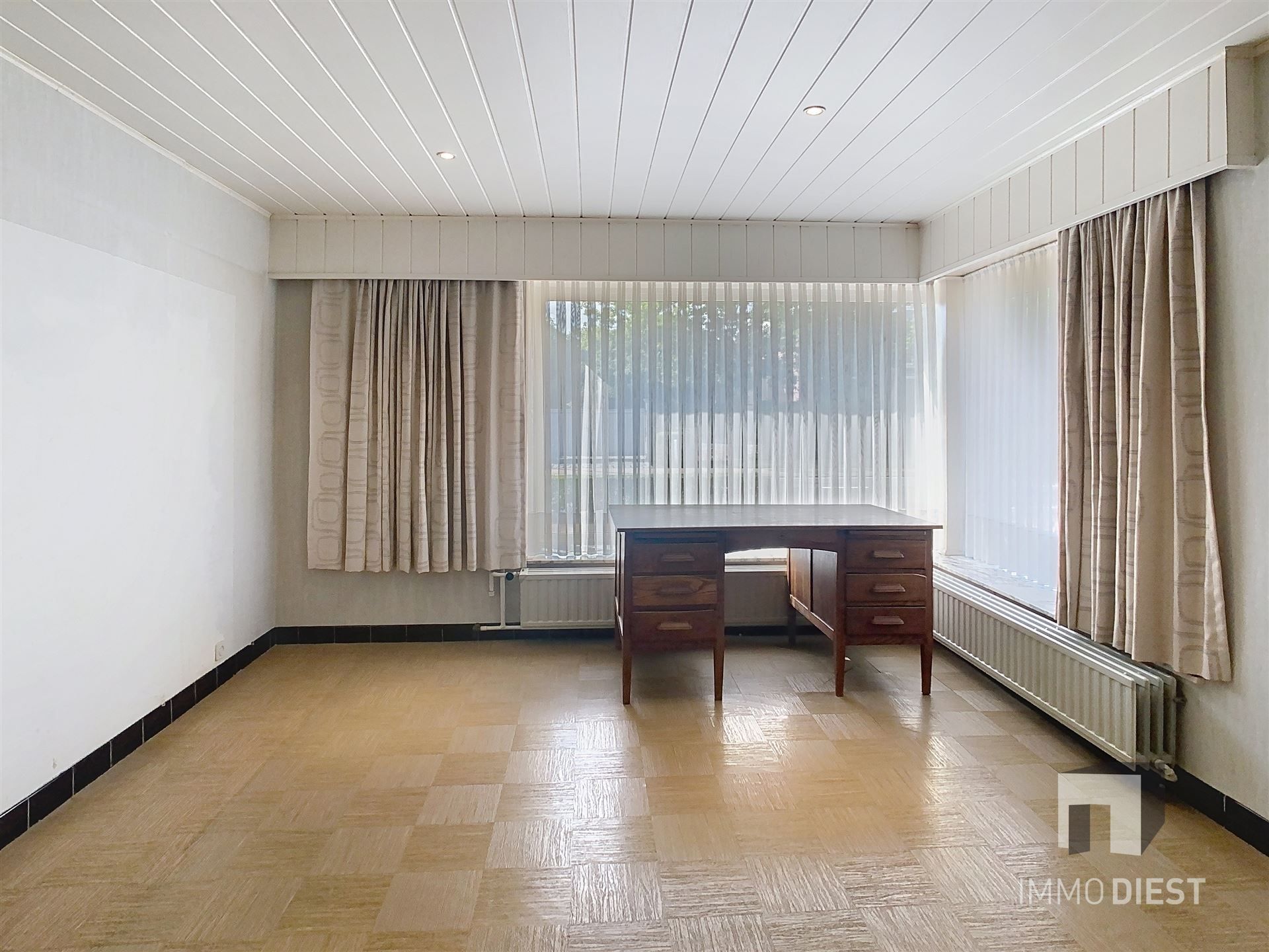 Te moderniseren gezinswoning met 3 slaapkamers op een ruim perceel van 13a 45ca. foto 5