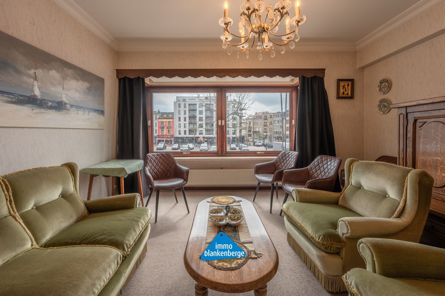 Ruim en lichtrijk appartement met open zicht op de Grote Markt van Blankenberge foto 4