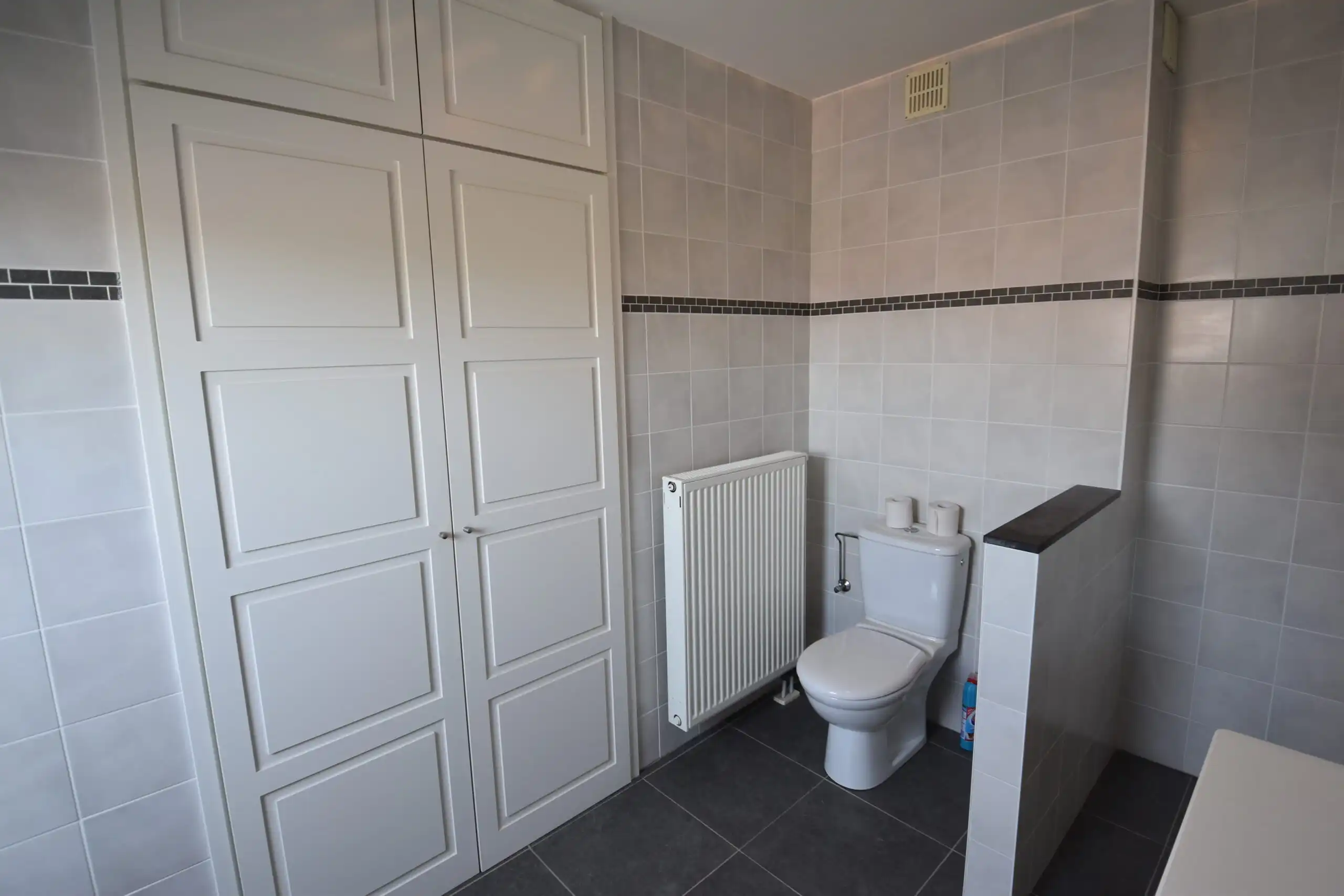 Duplexappartement – Centrum Beveren – Ruimtelijk, luxe en instapklaar foto 27