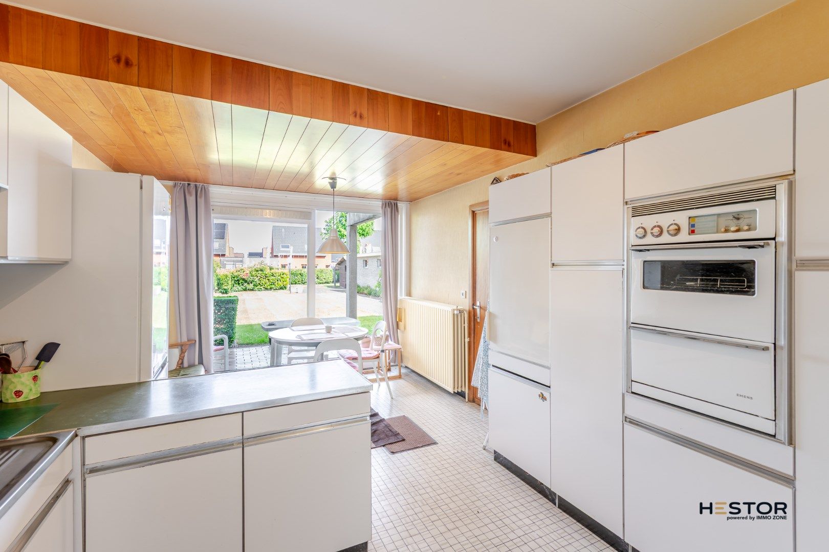 Ruime woning met 5 slaapkamers, tuin en garage in Lebbeke foto 10