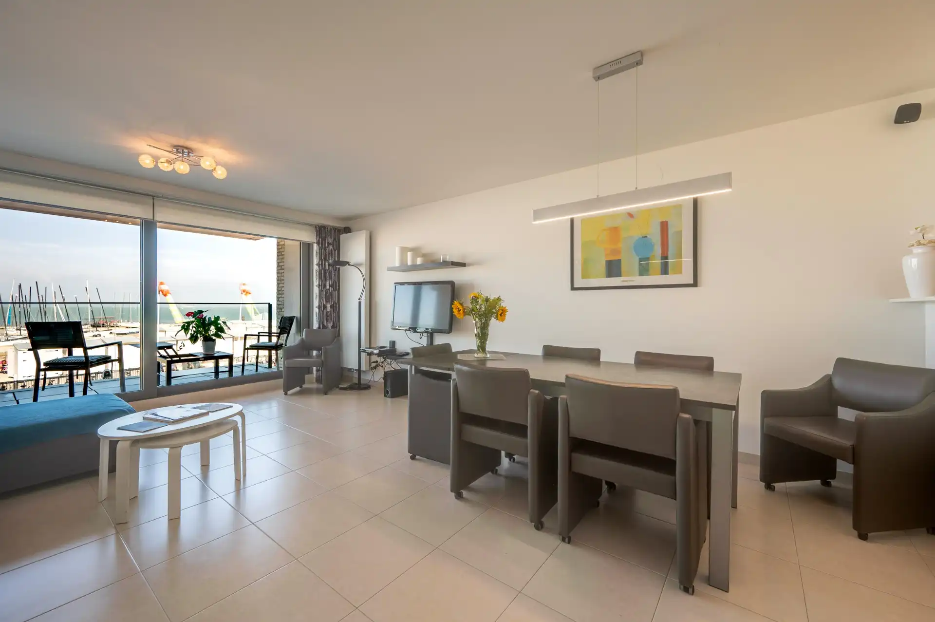 Gemeubeld: prachtig recent appartement met frontaal zeezicht aan de Zeedijk! foto 3