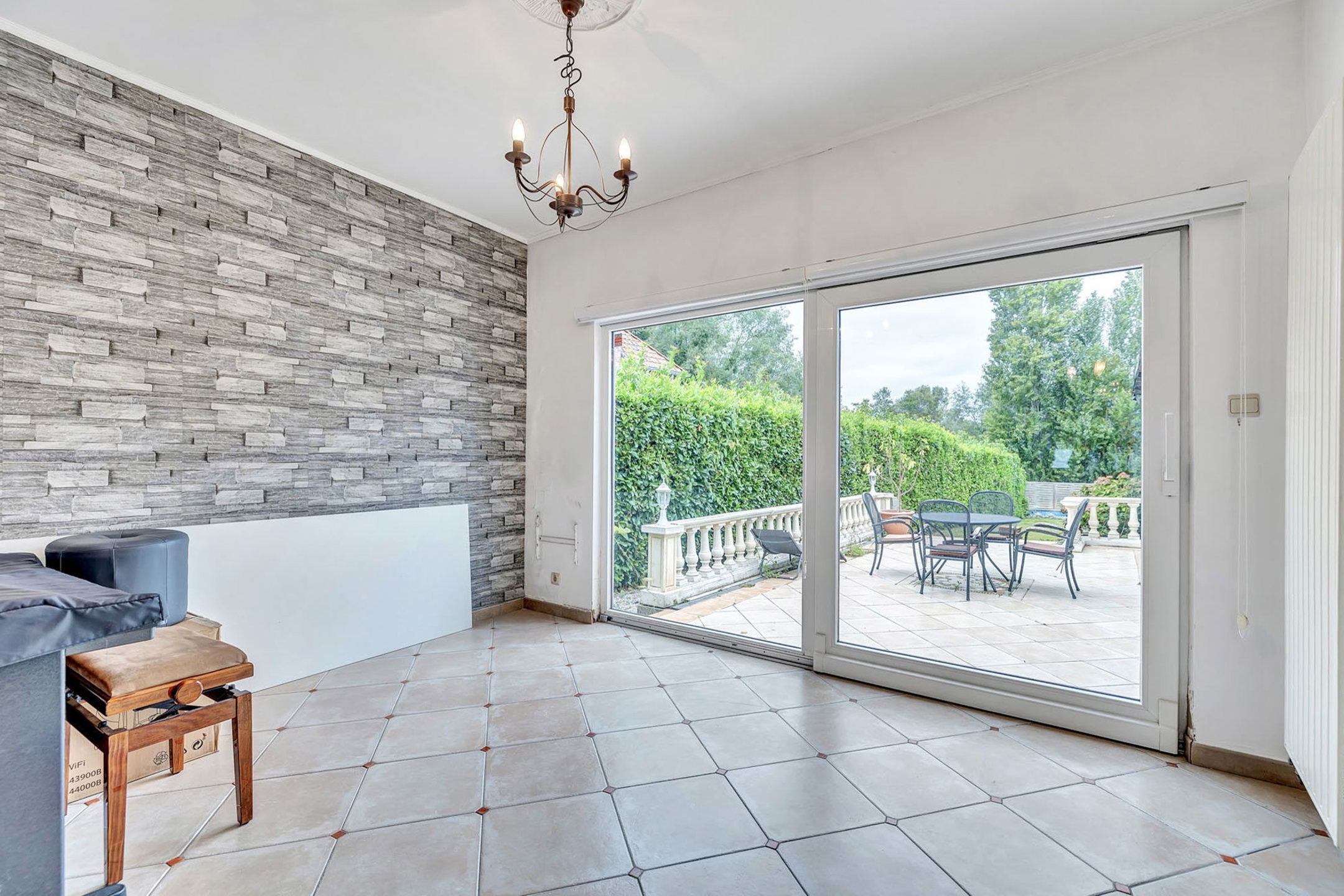 Rustieke woning op strategische ligging foto 7