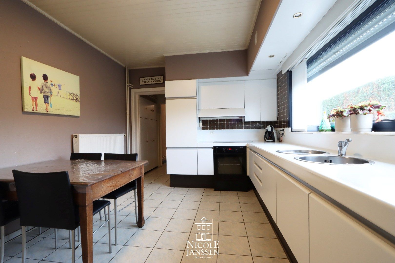 Ruime gezinswoning met loods  foto 10