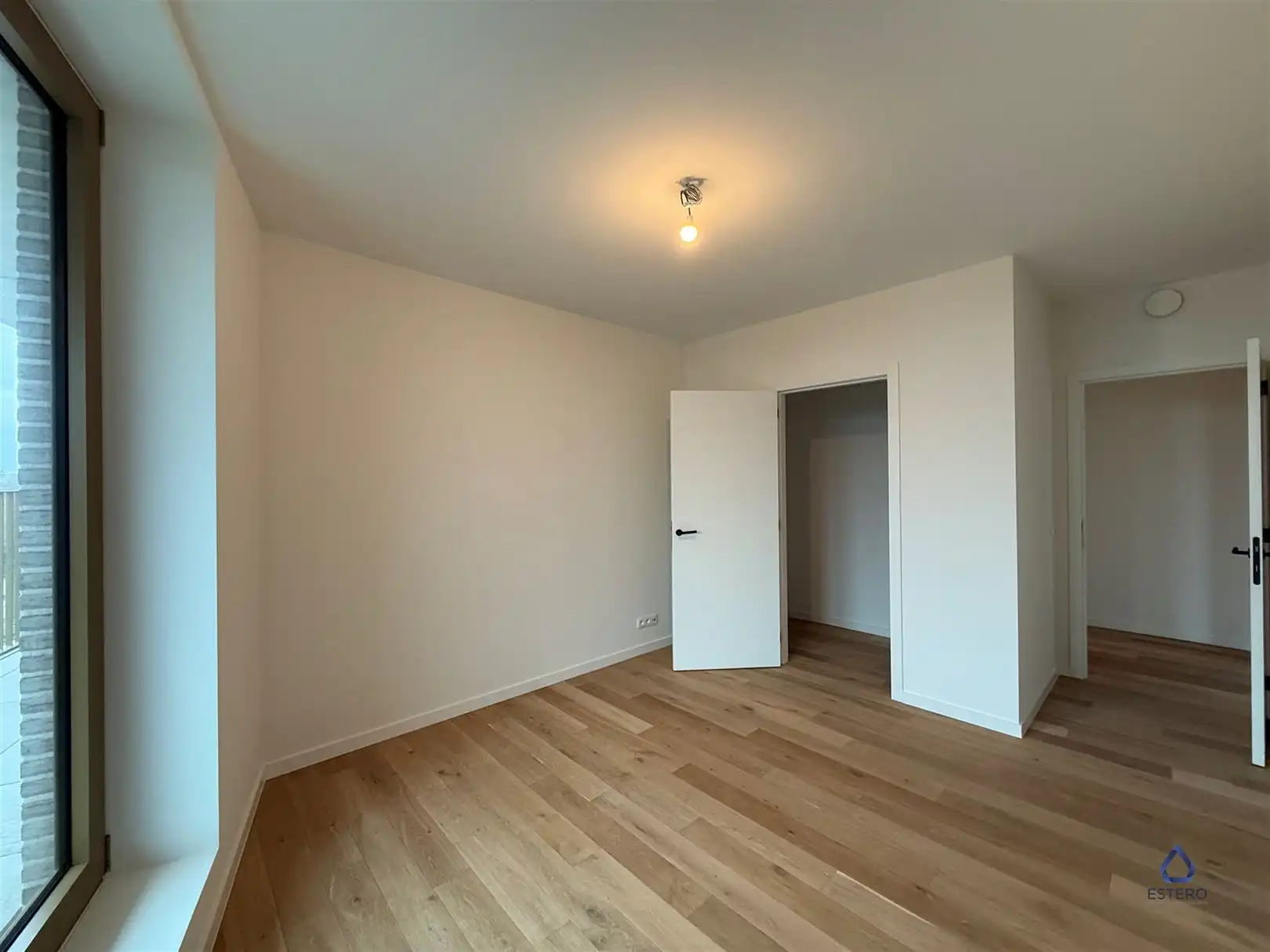 Luxe nieuwbouwappartement met dubbel terras op toplocatie foto 19