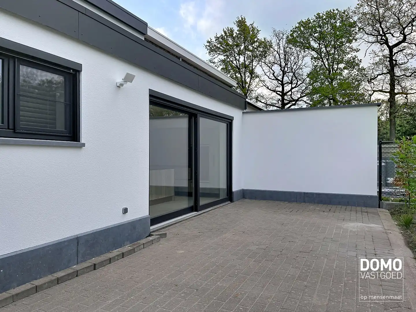 VOLLEDIG GERENOVEERDE WONING MET 3 SLAAPKAMERS EN ZUIDGERICHTE TUIN foto 26