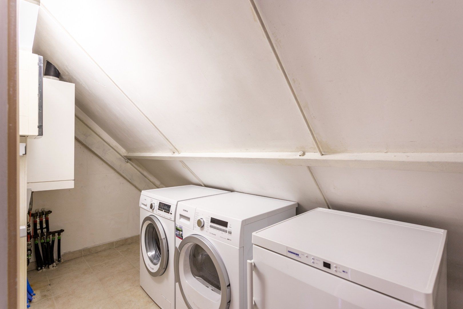 Uniek gelegen 1-slpk-appartement met garage in het Kluisbos foto 7