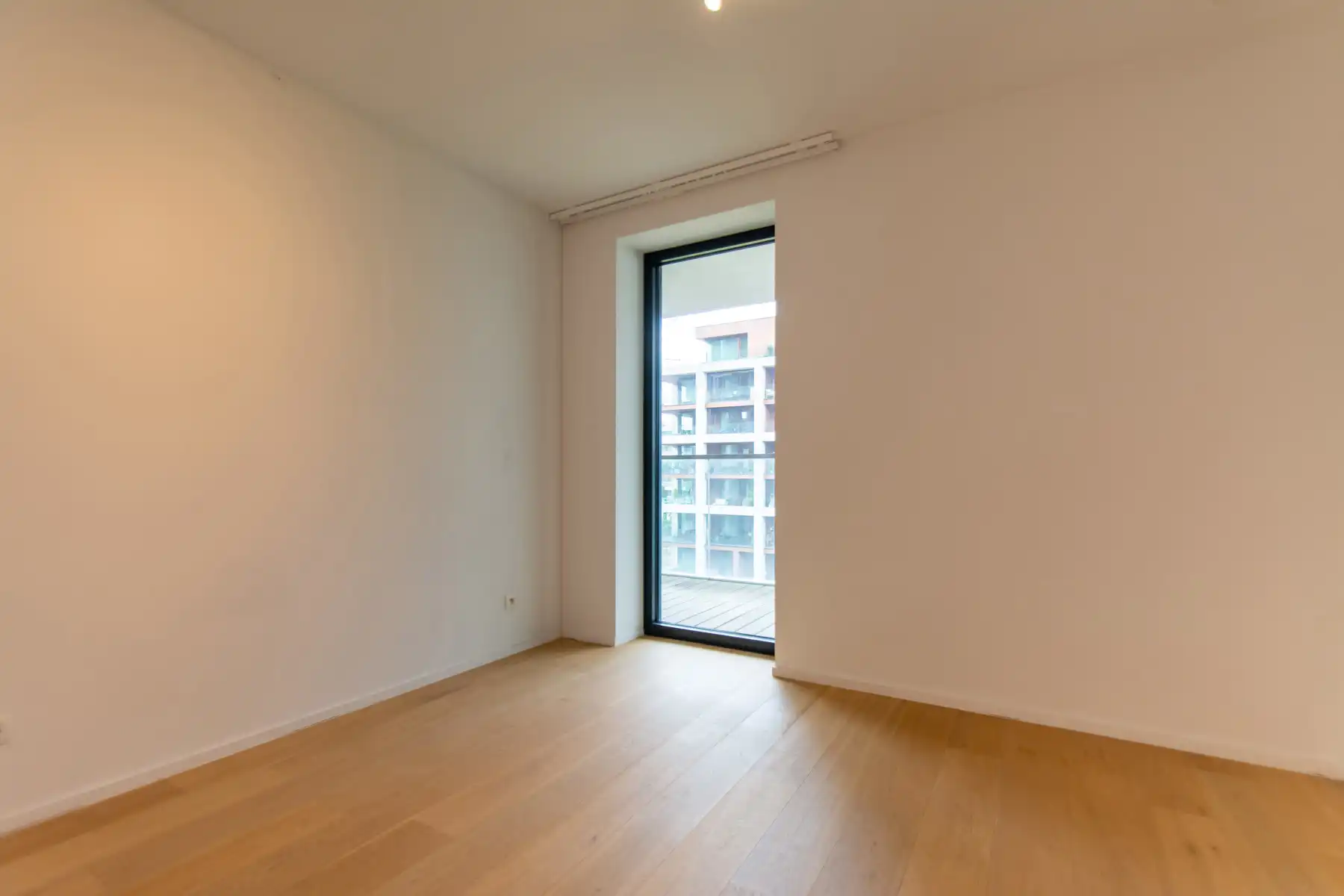 Twee-slaapkamerappartement met riant terras foto 6