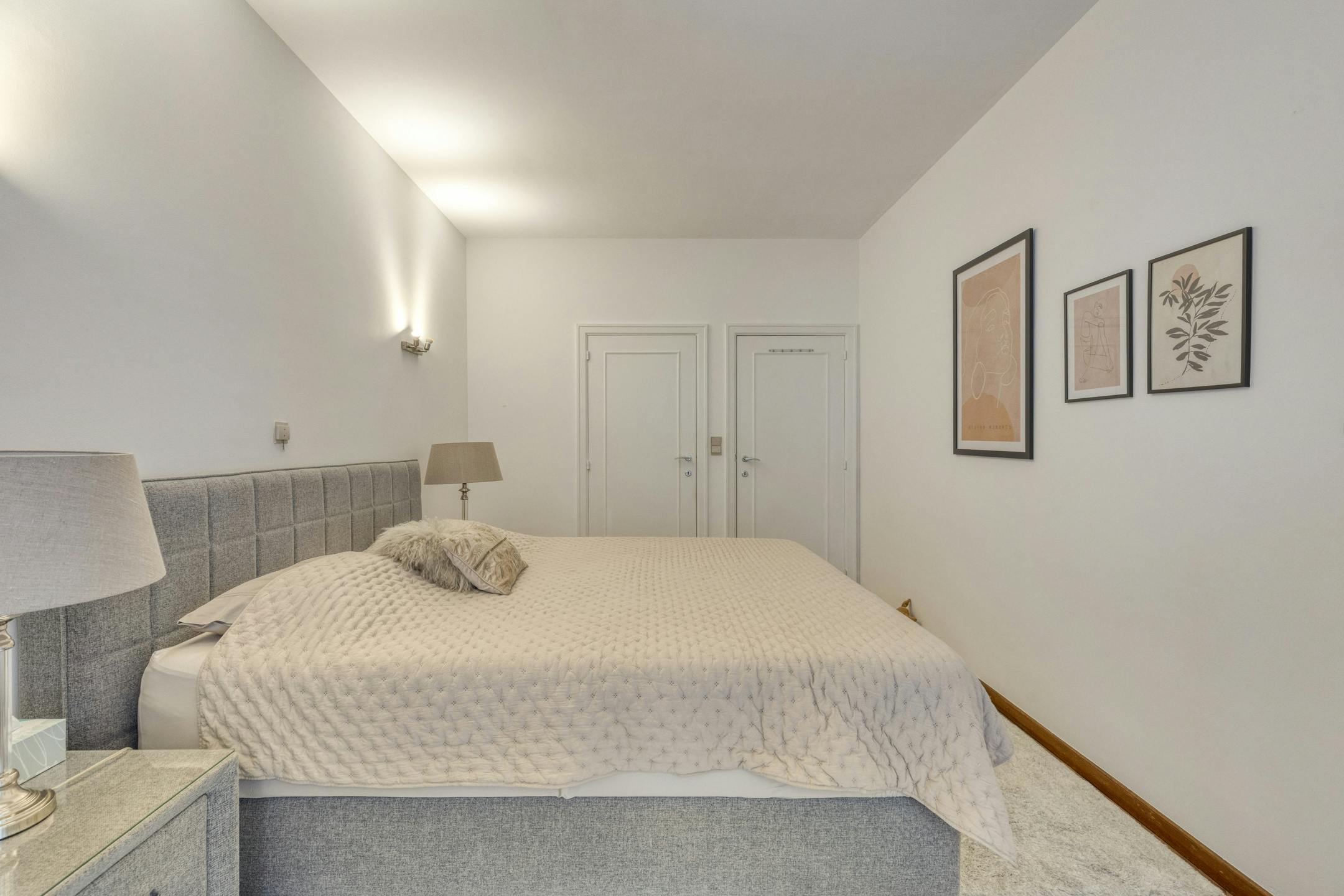 Ruim 3-slaapkamerappartement met zicht op het Zuidpark foto 8