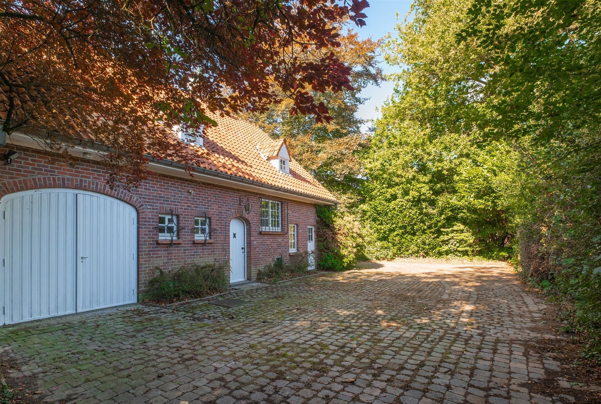 Villa met potentieel in groene oase foto 17